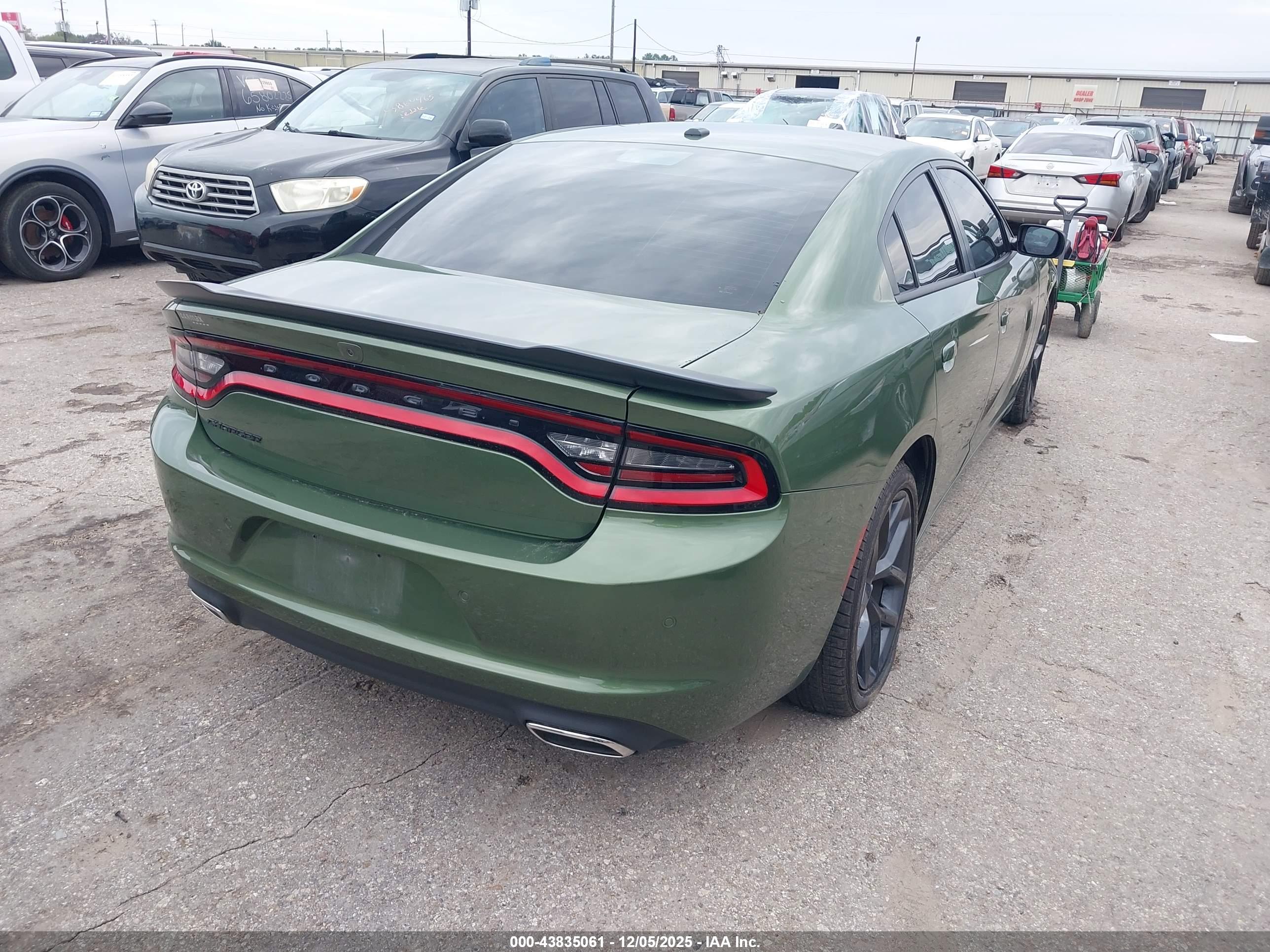 DODGE CHARGER image 4