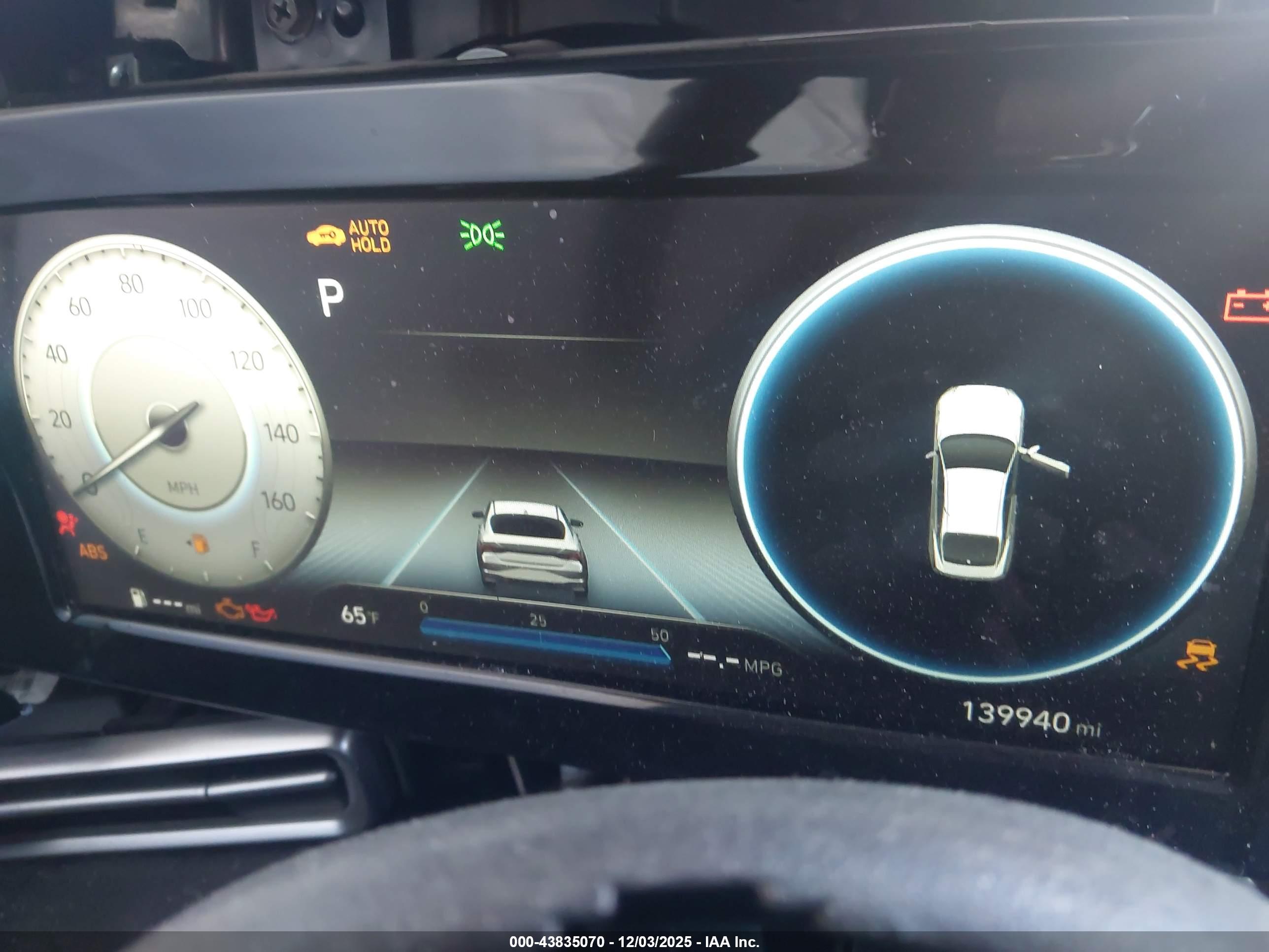 HYUNDAI ELANTRA image 7