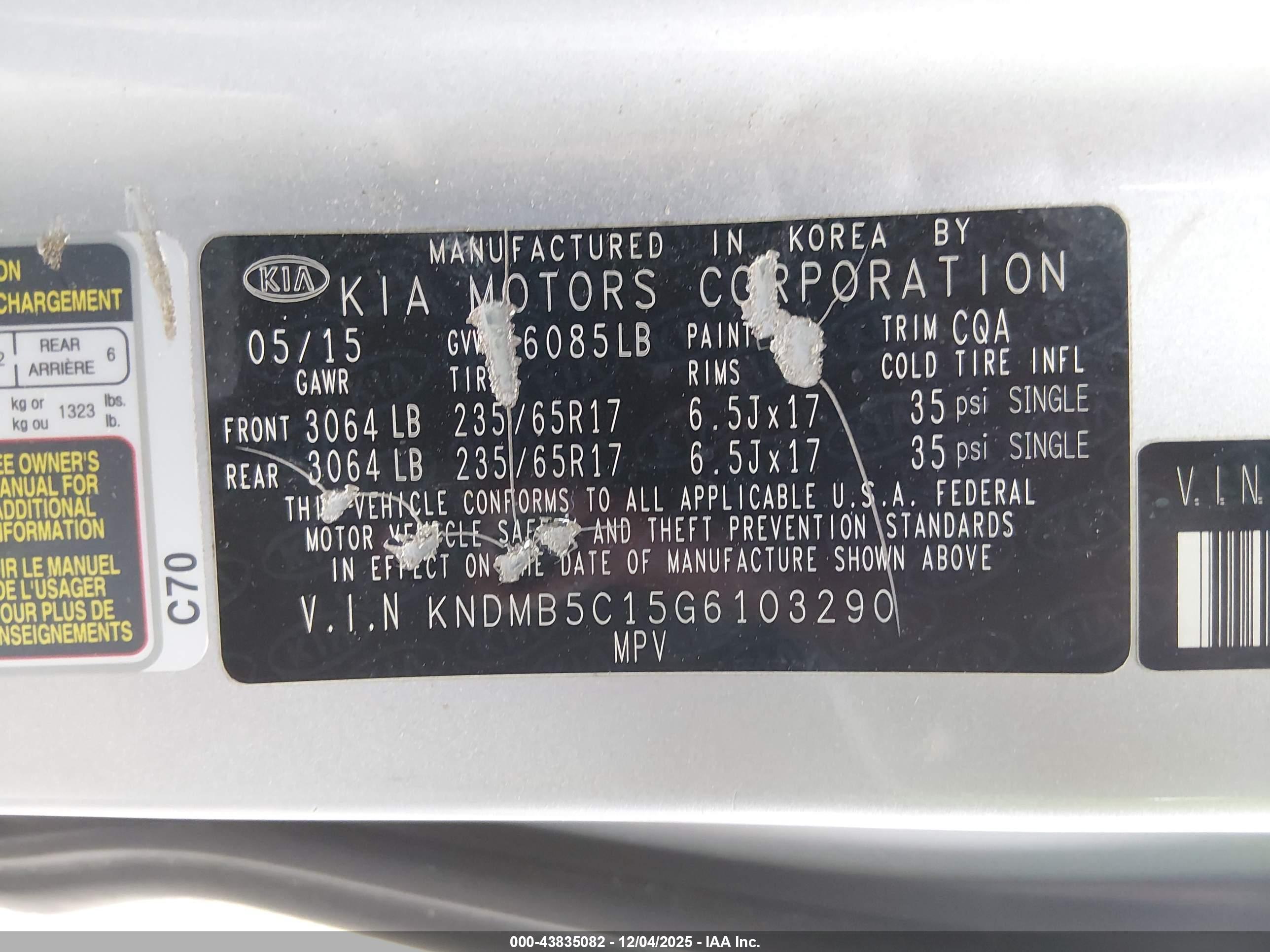 KIA SEDONA image 9