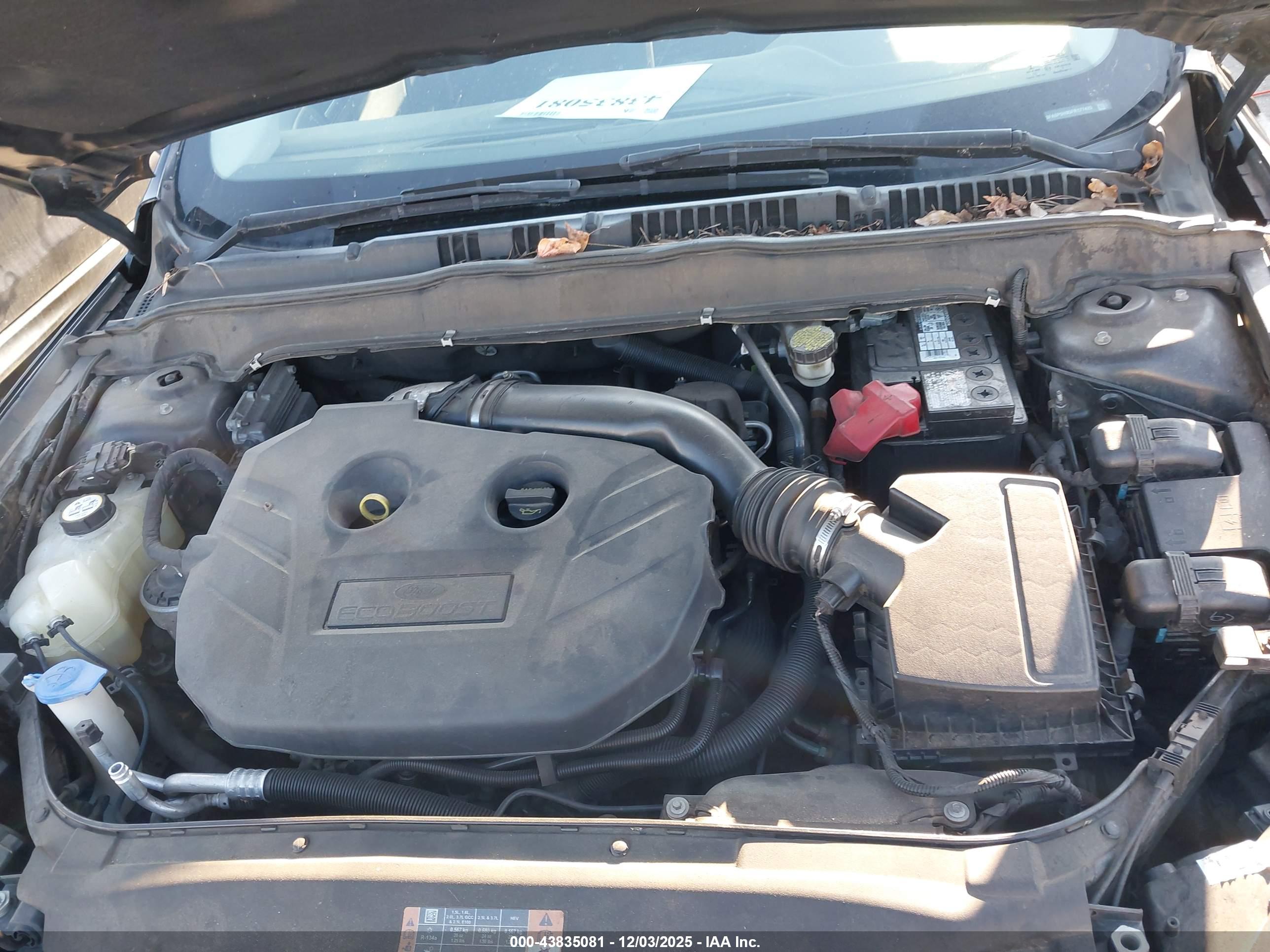FORD FUSION image 10