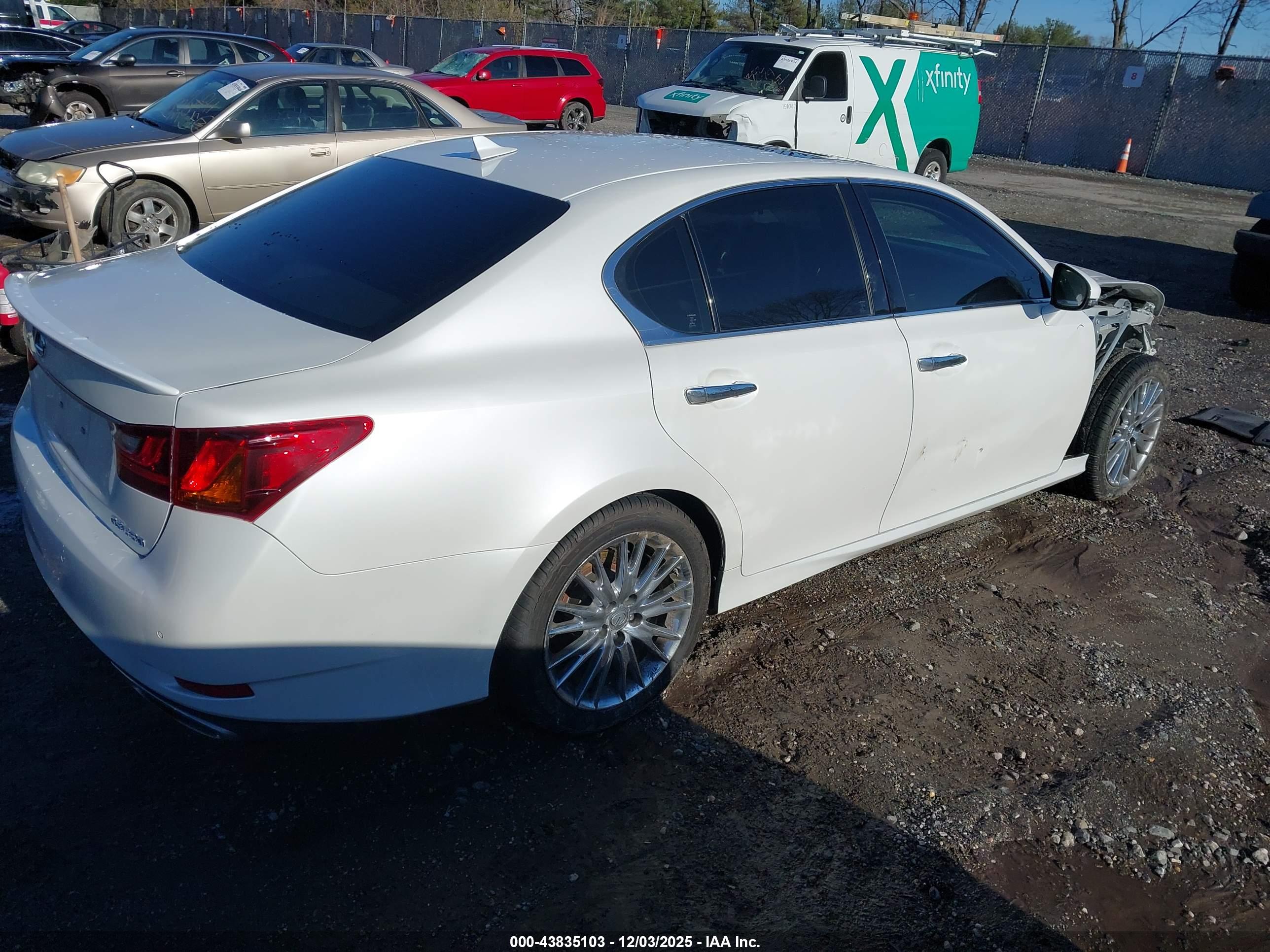 LEXUS GS image 4