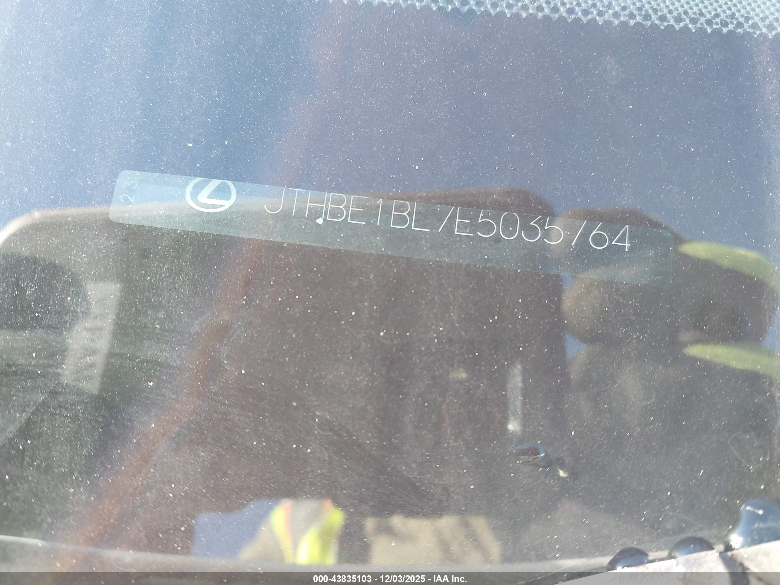 LEXUS GS image 9