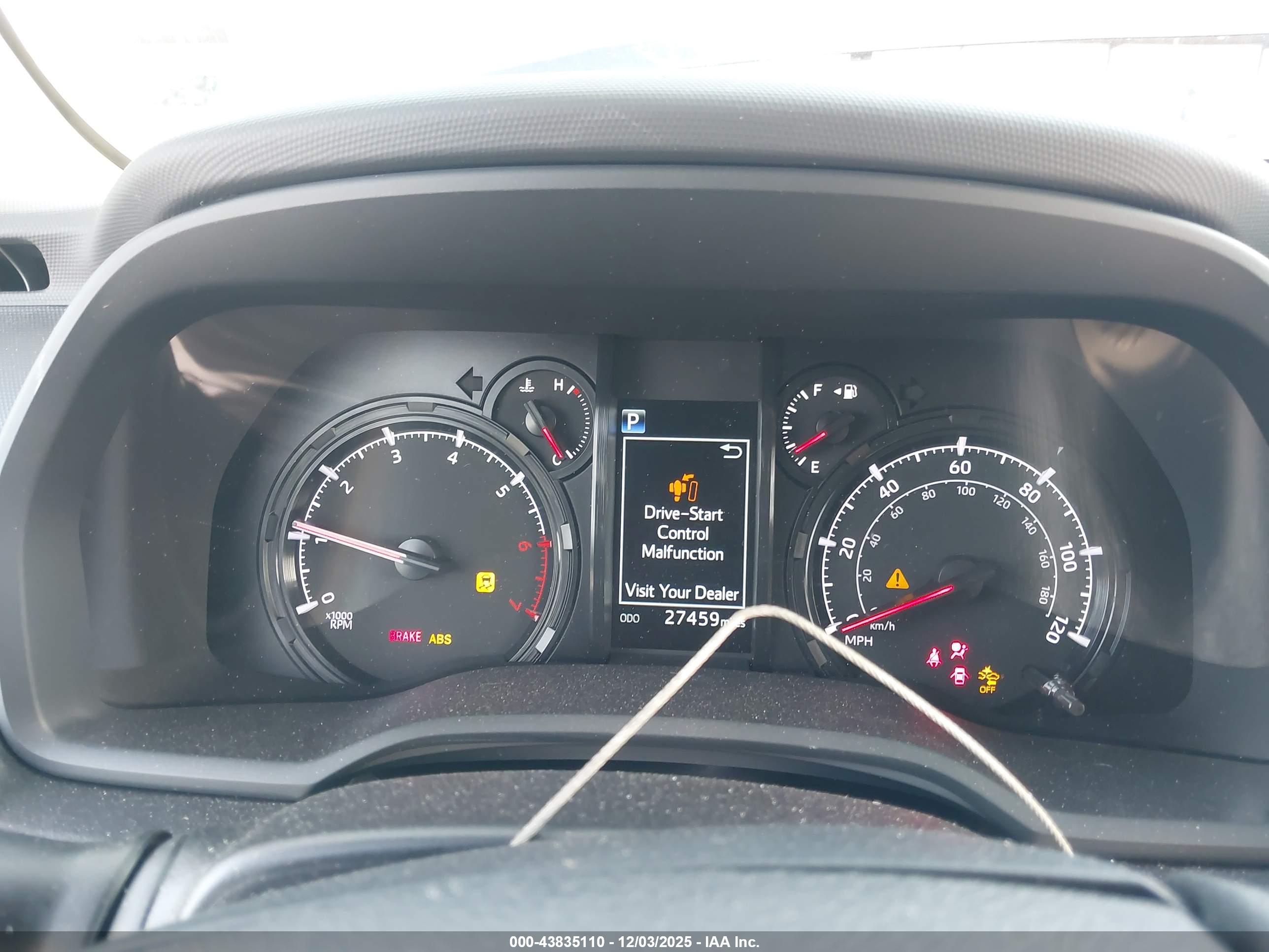 TOYOTA 4RUNNER image 7