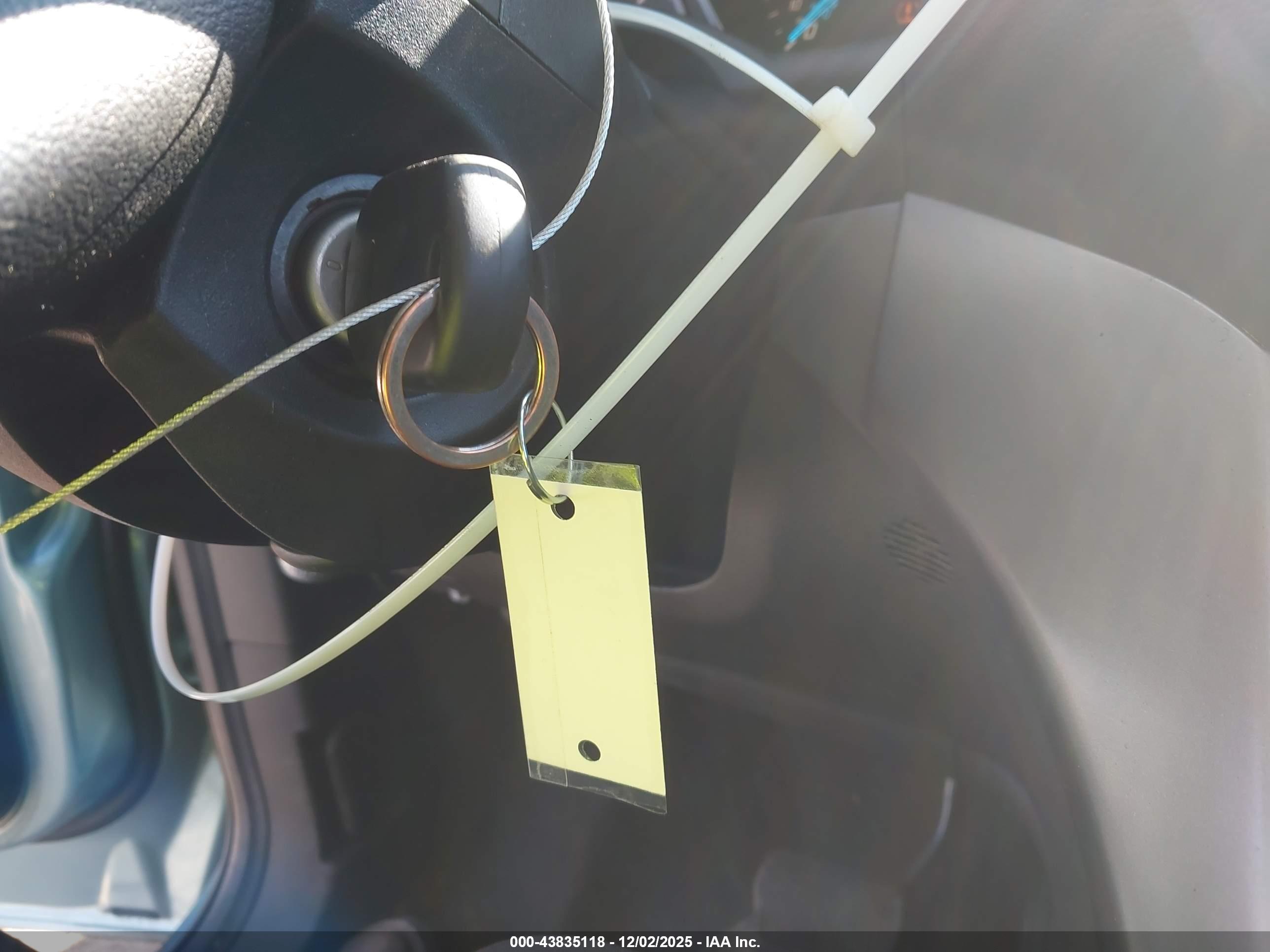 FORD ESCAPE image 11