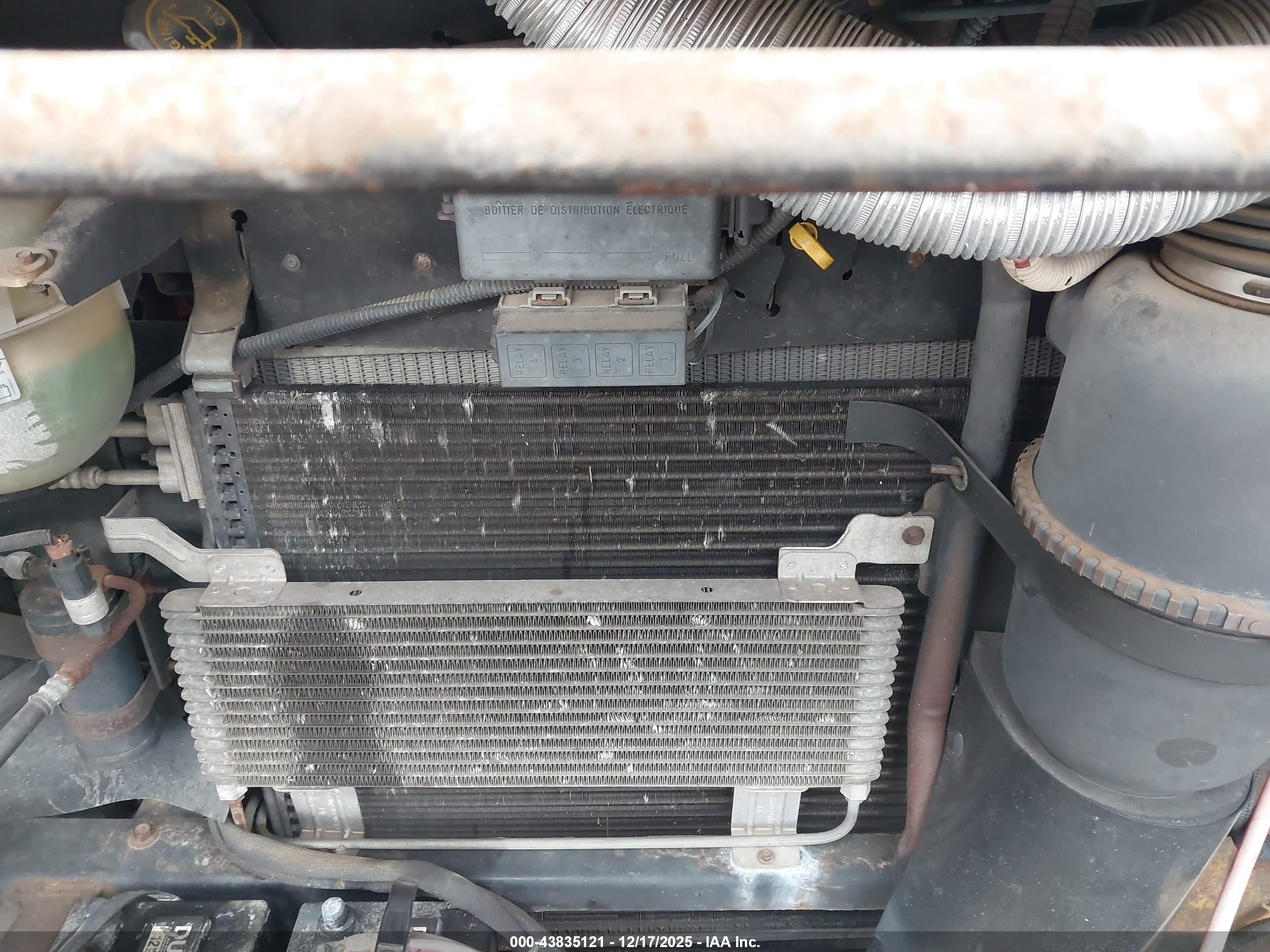 FORD F550 image 10