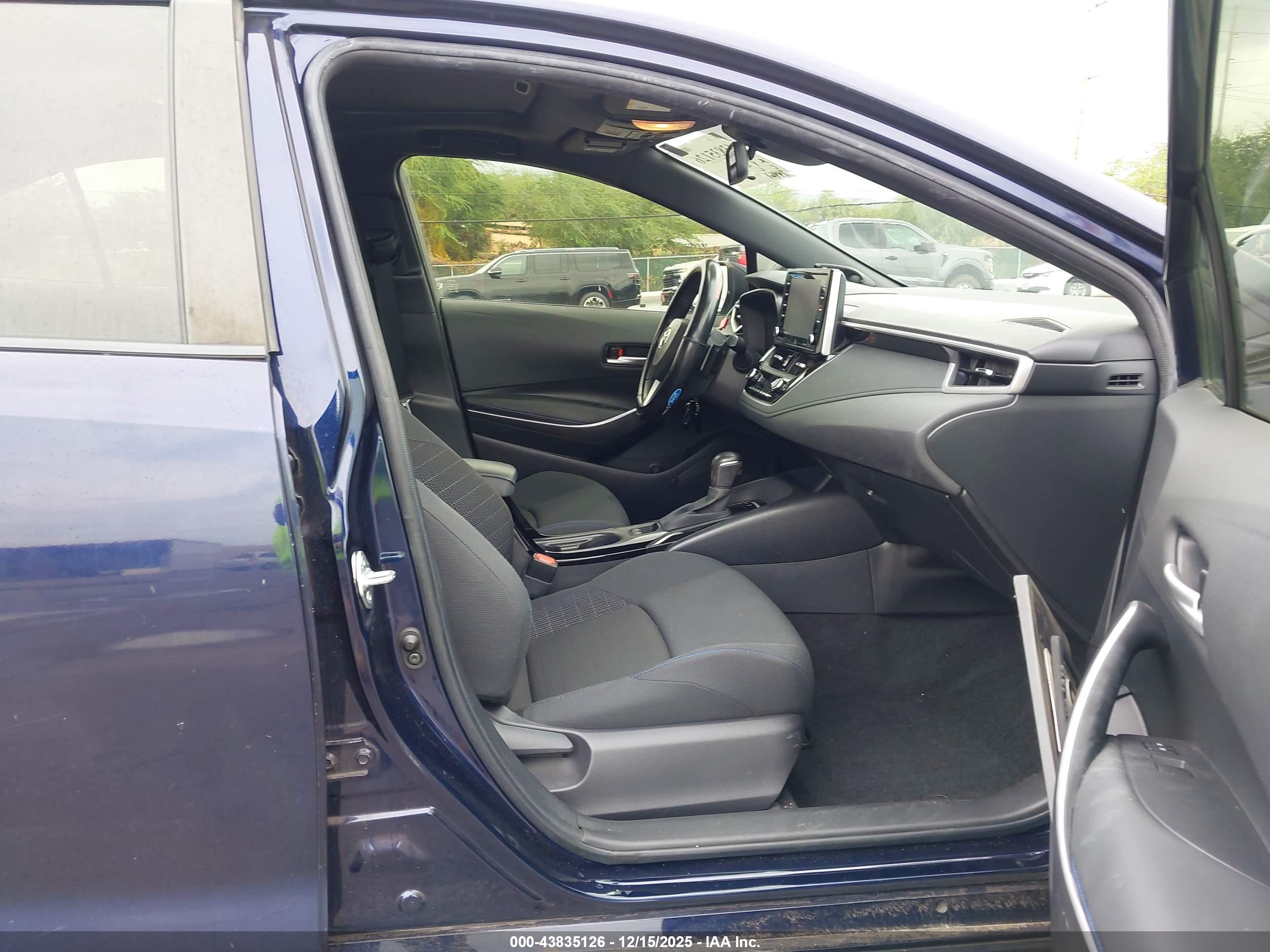 TOYOTA COROLLA image 5