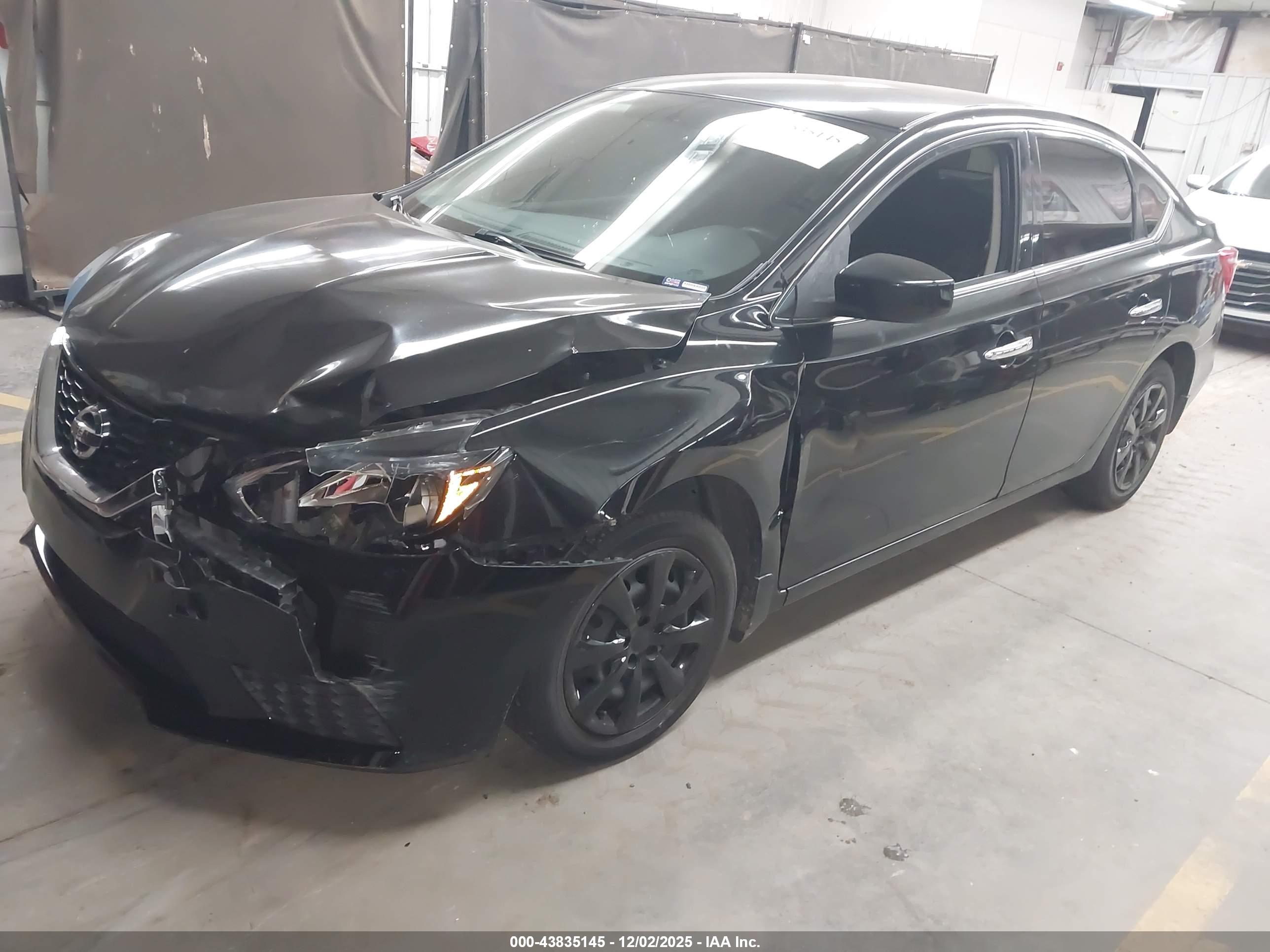 NISSAN SENTRA image 2