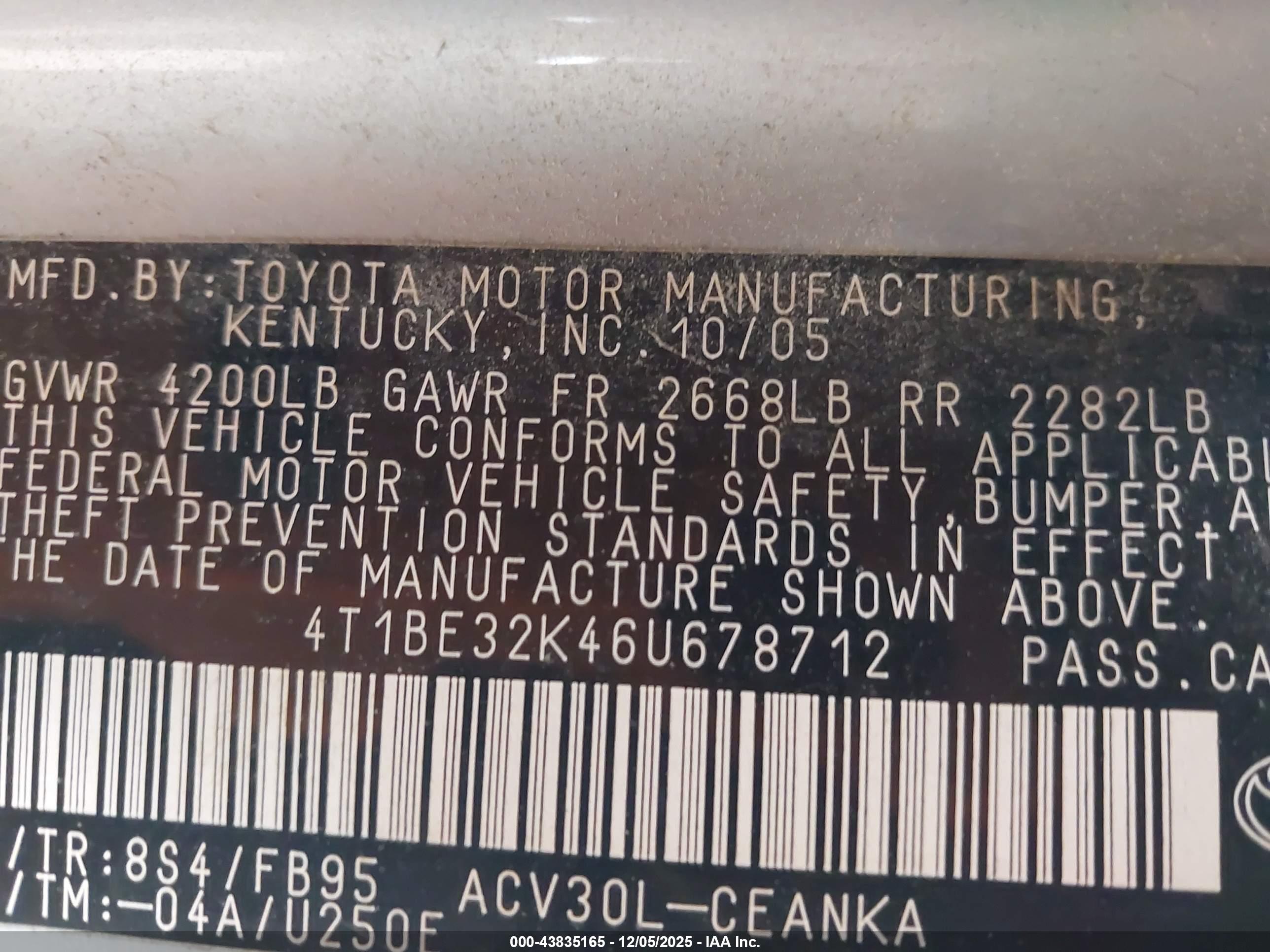 TOYOTA CAMRY image 9
