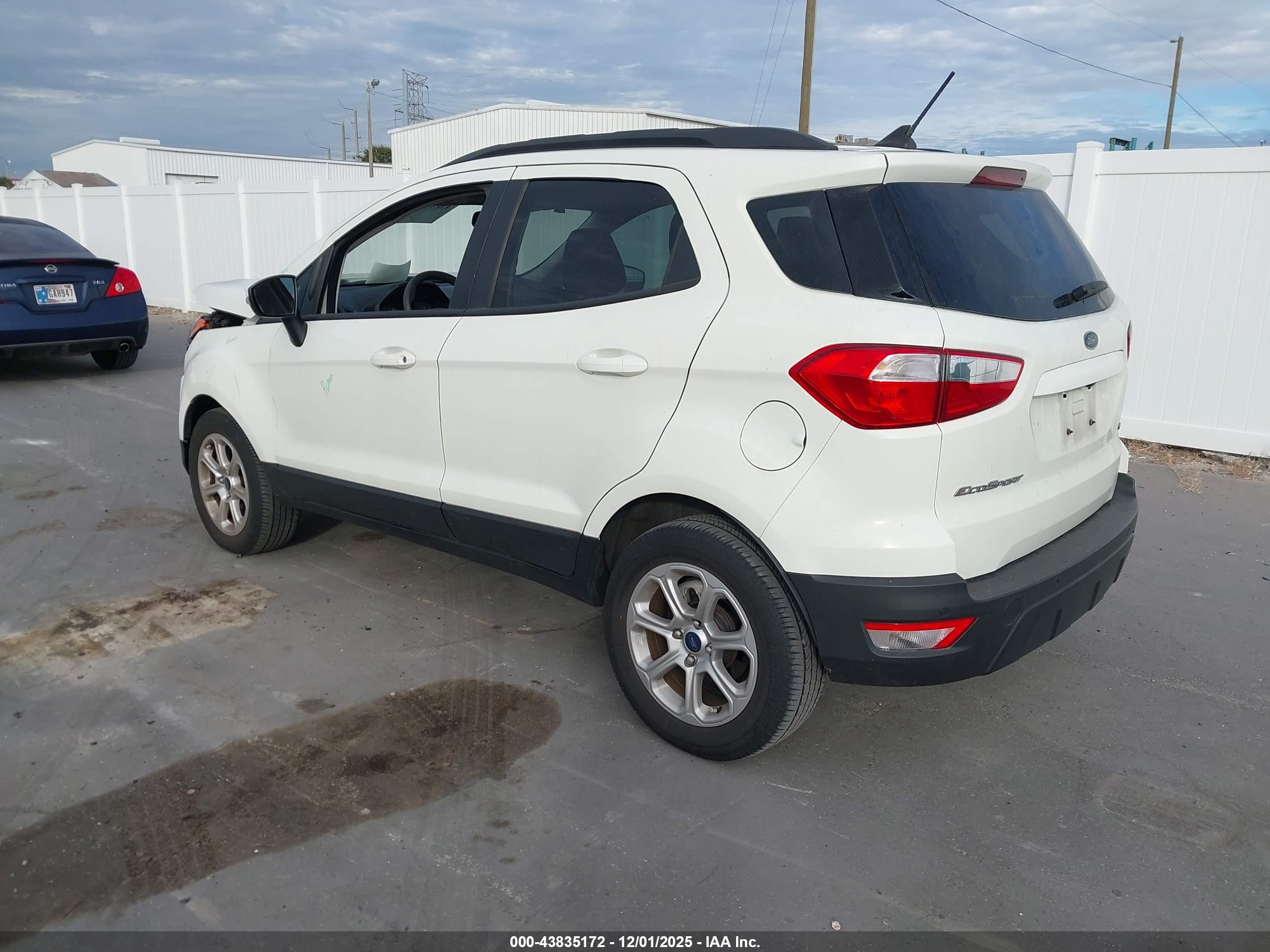 FORD ECOSPORT image 3