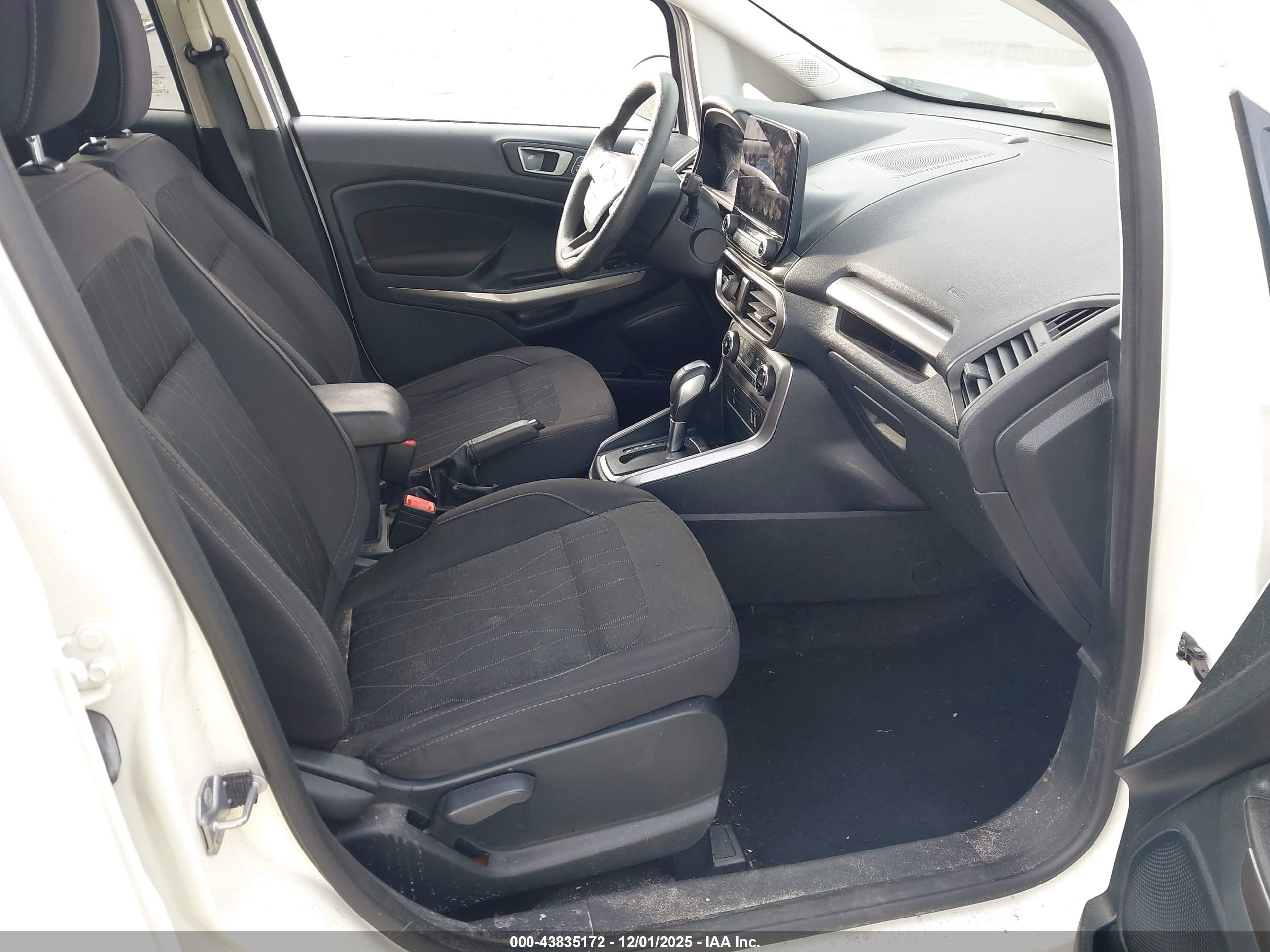 FORD ECOSPORT image 5