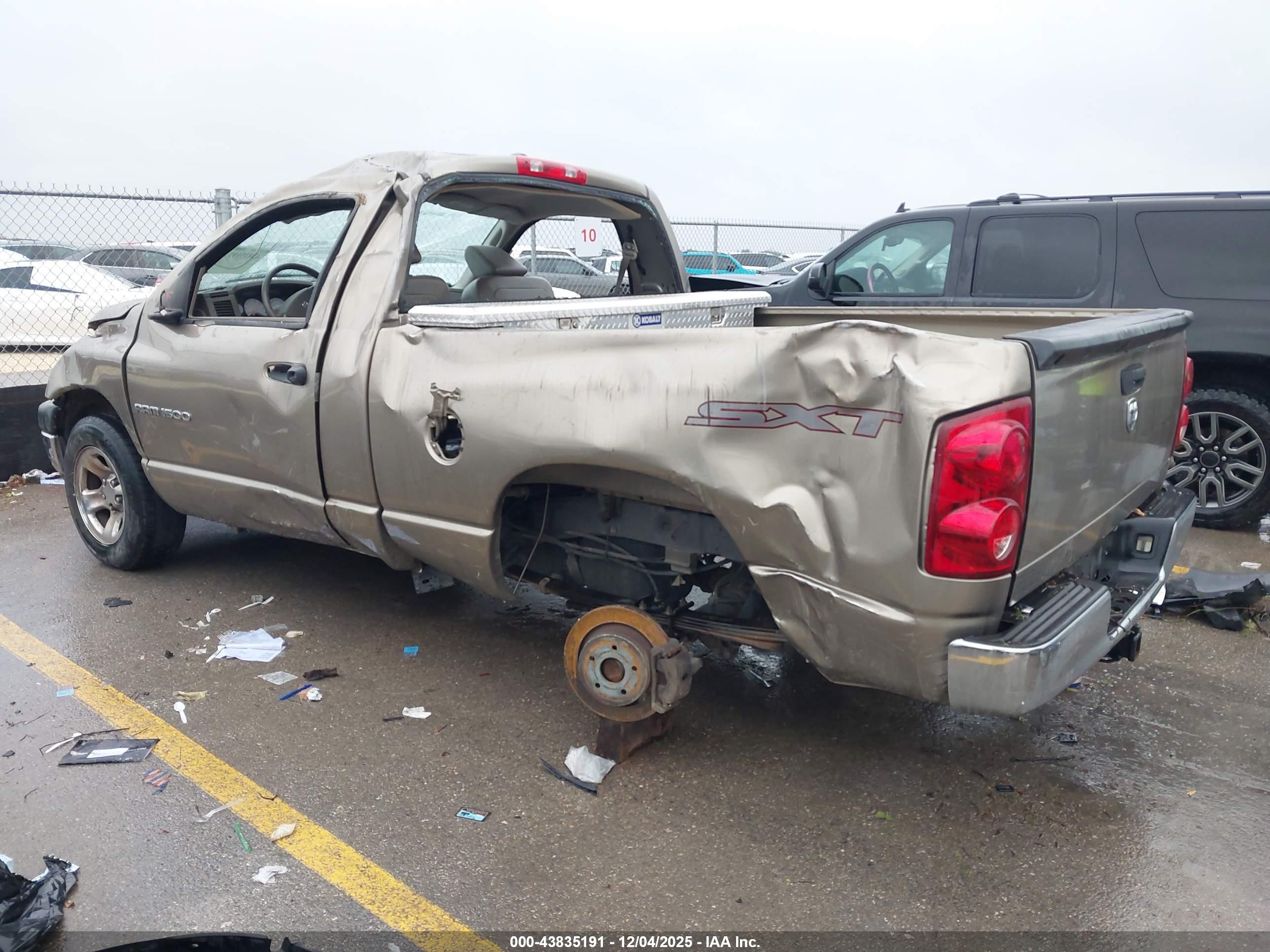 DODGE RAM image 3