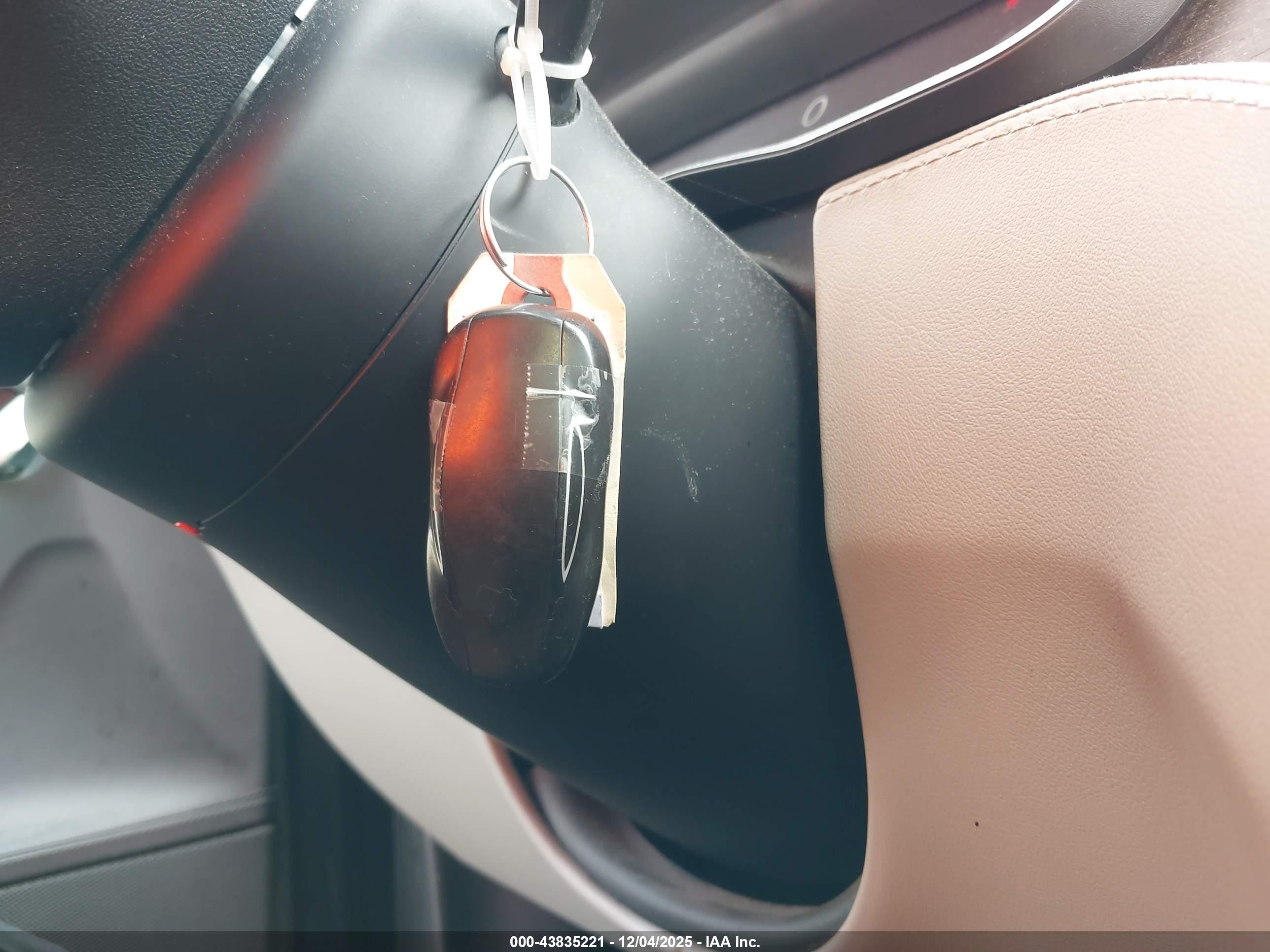 TESLA MODEL image 11