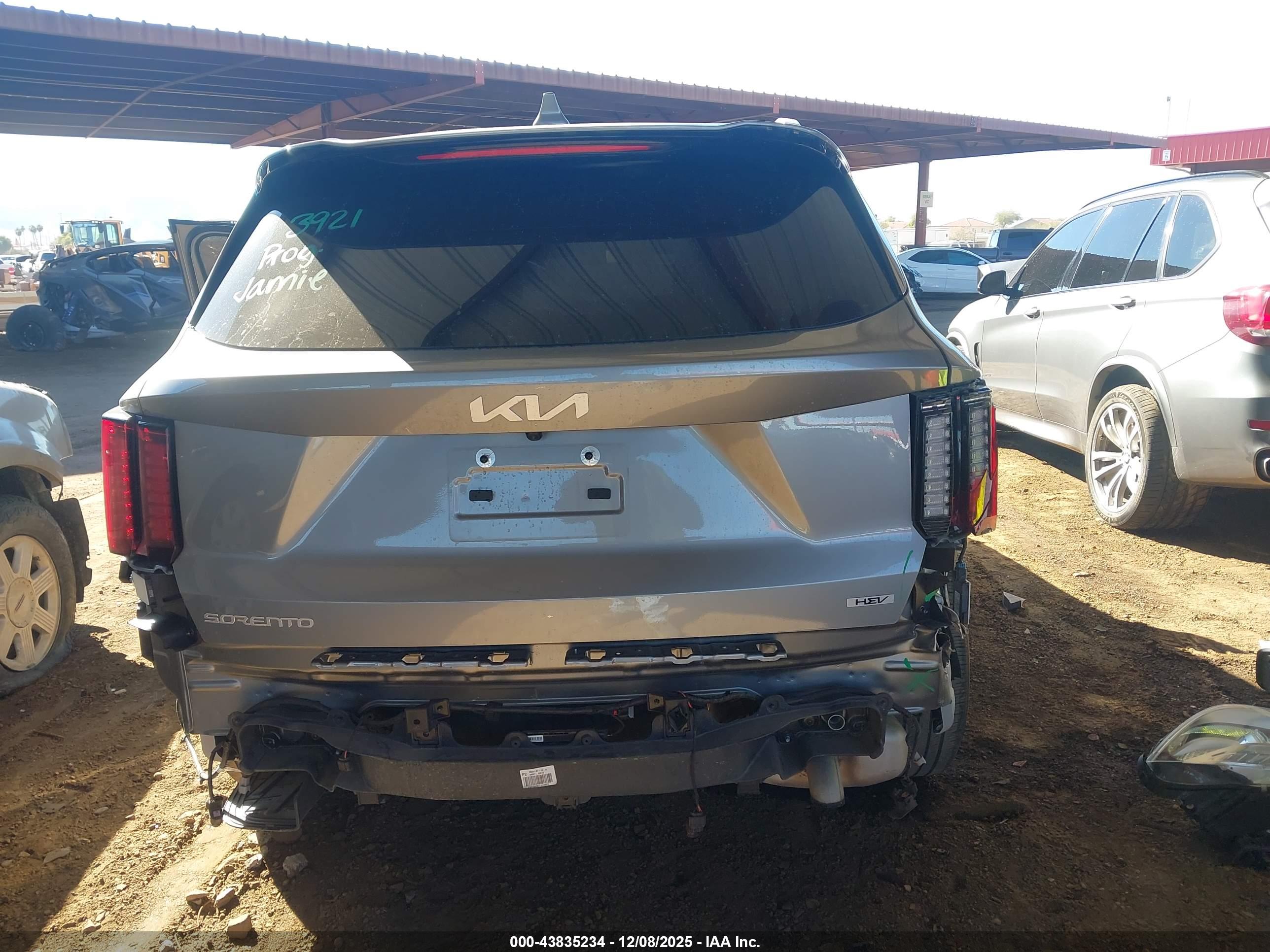 KIA SORENTO image 6