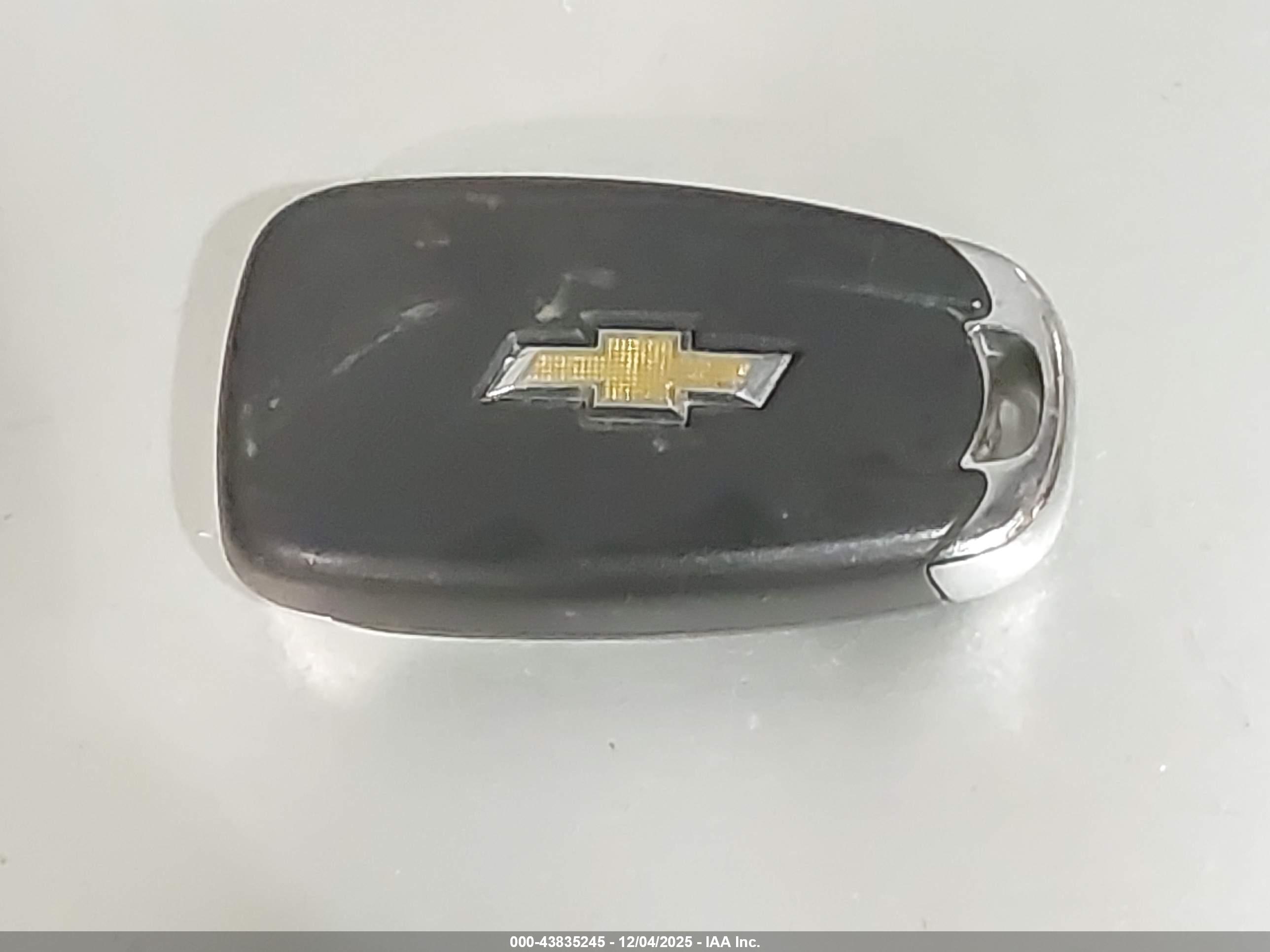CHEVROLET BLAZER image 11
