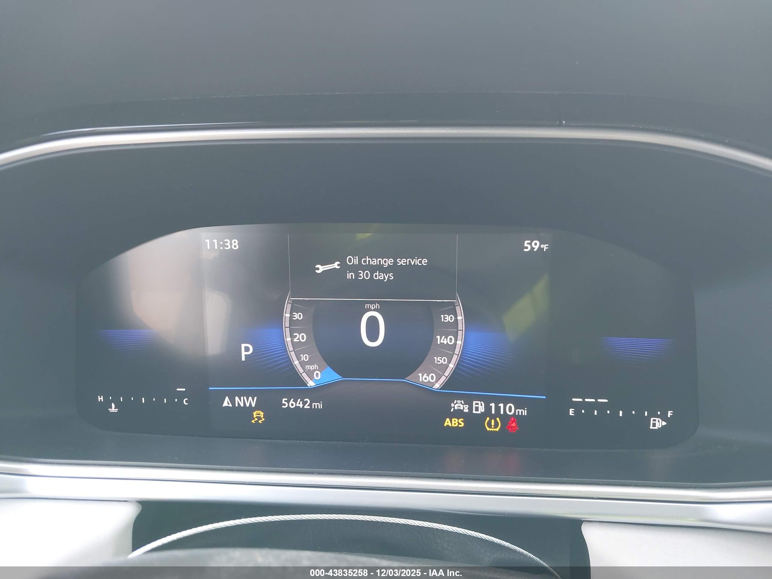VOLKSWAGEN TAOS image 7
