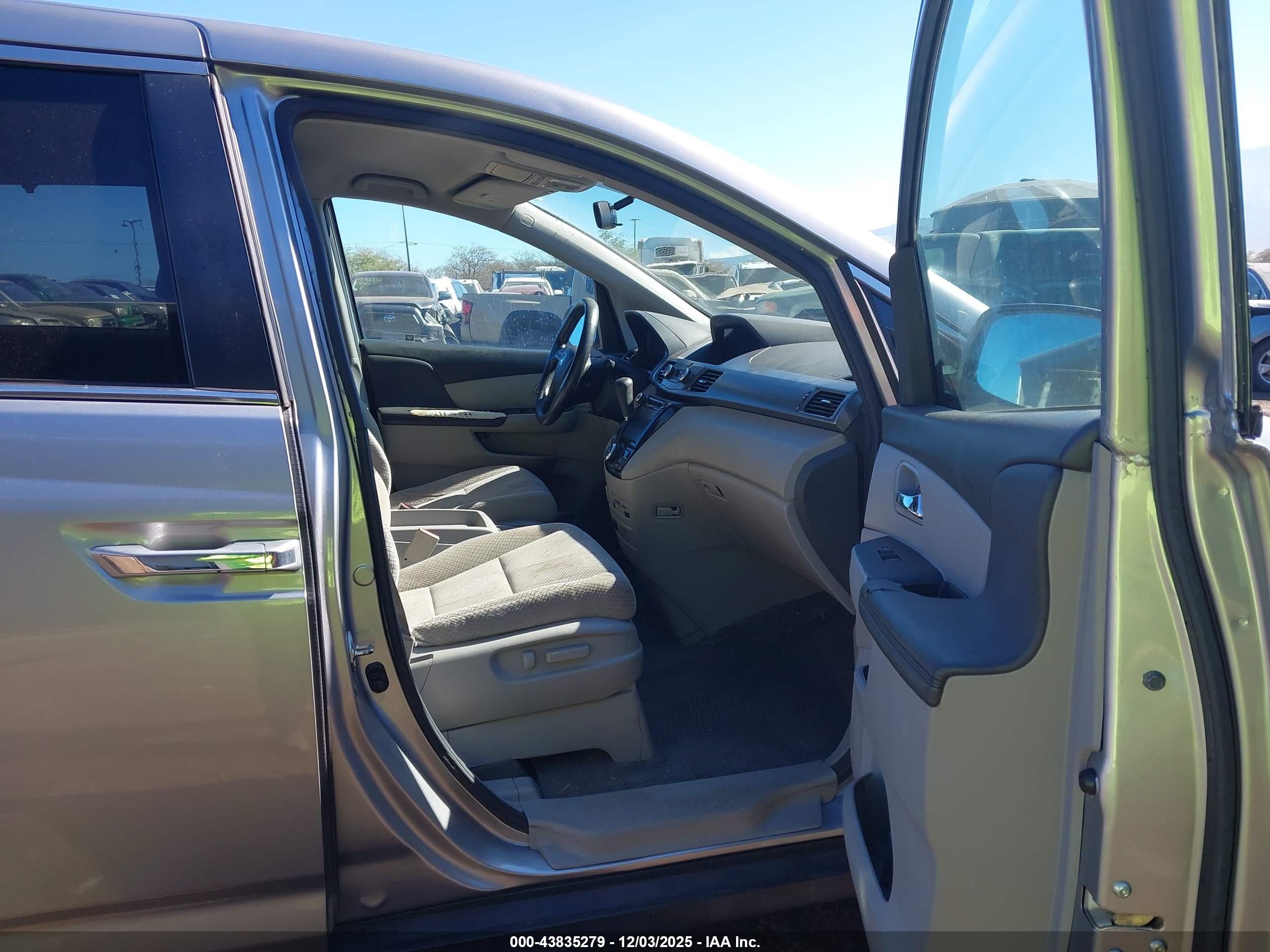 HONDA ODYSSEY image 5