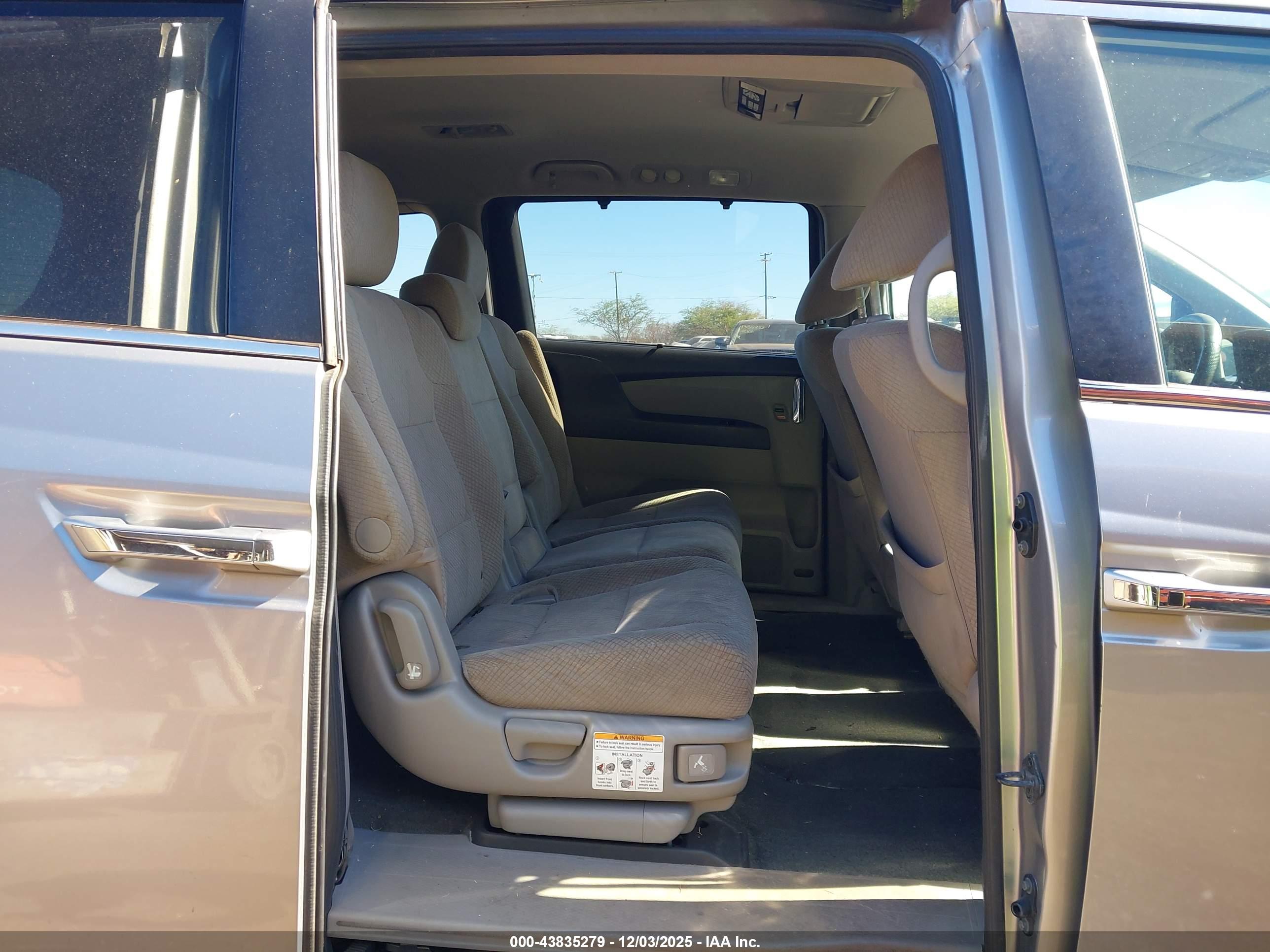 HONDA ODYSSEY image 8