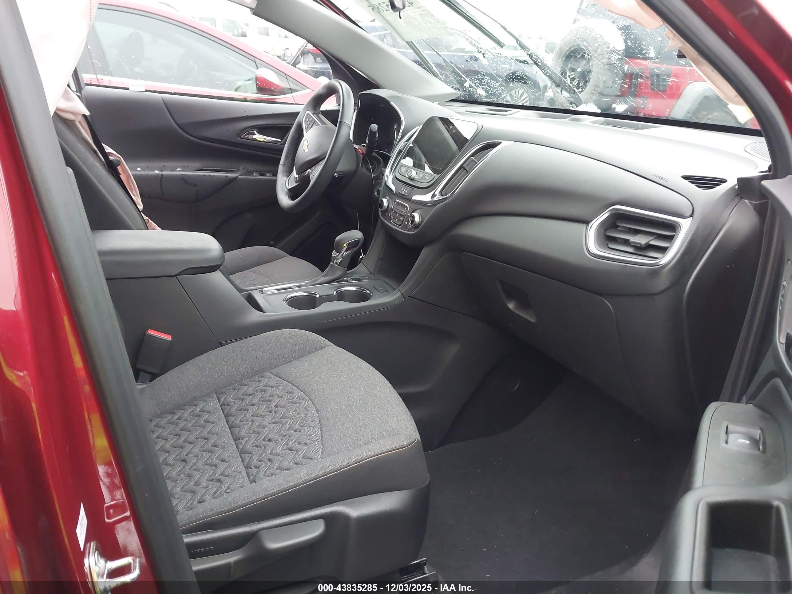 CHEVROLET EQUINOX image 5