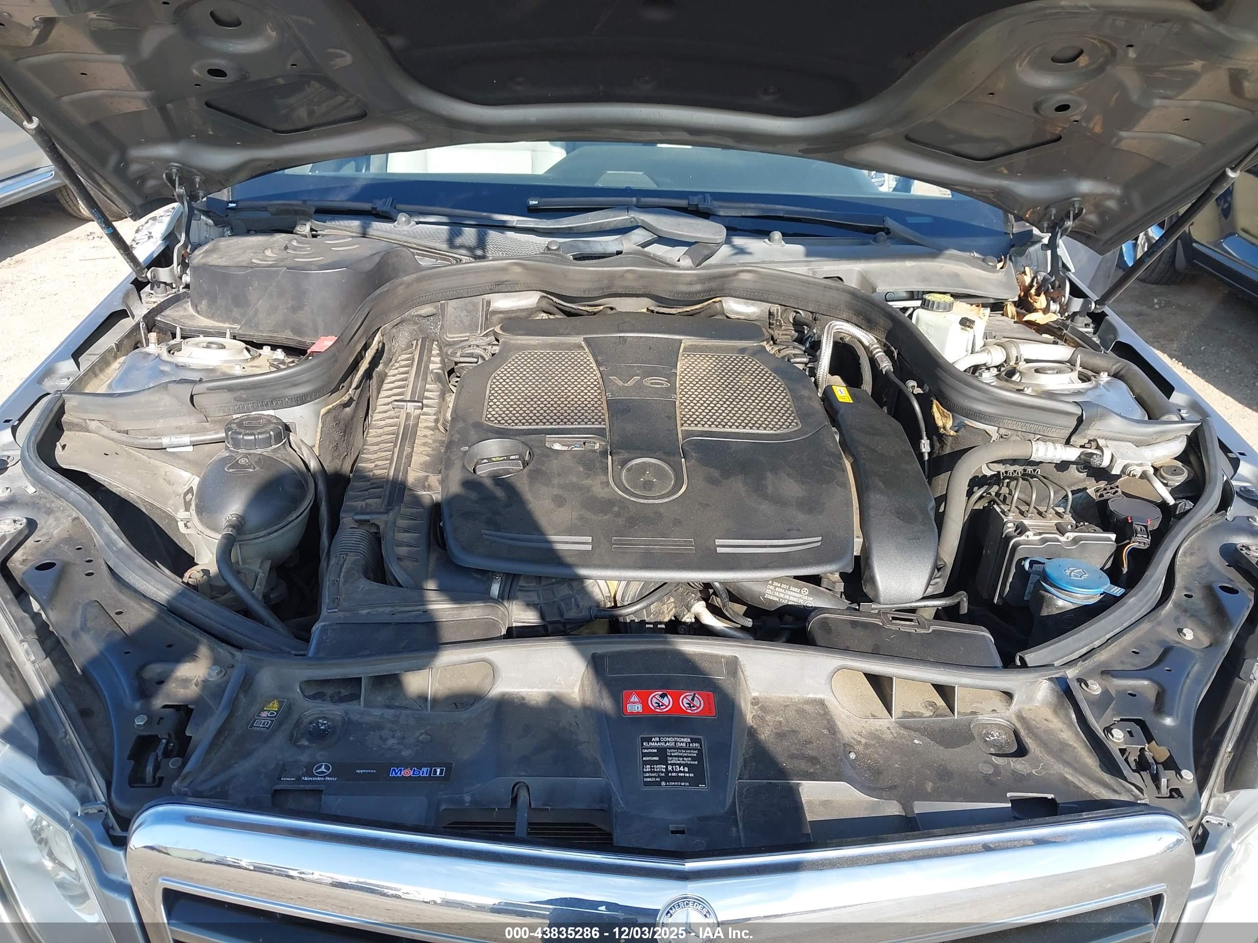 MERCEDES-BENZ E image 10