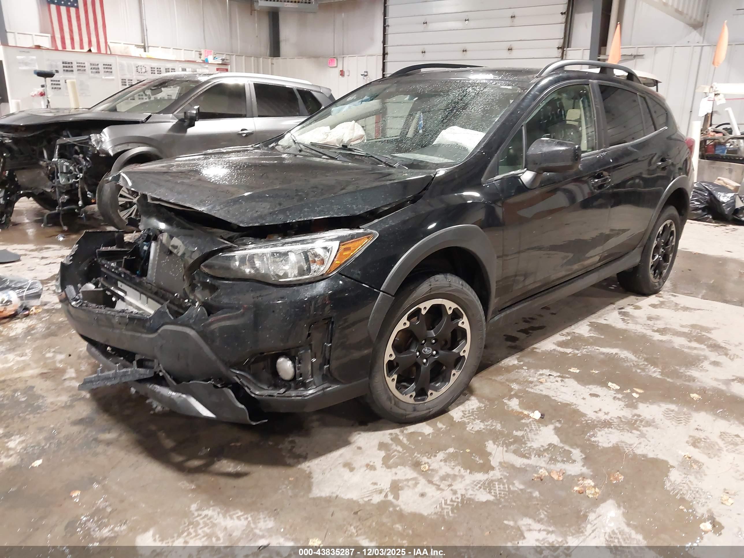 SUBARU CROSSTREK image 2