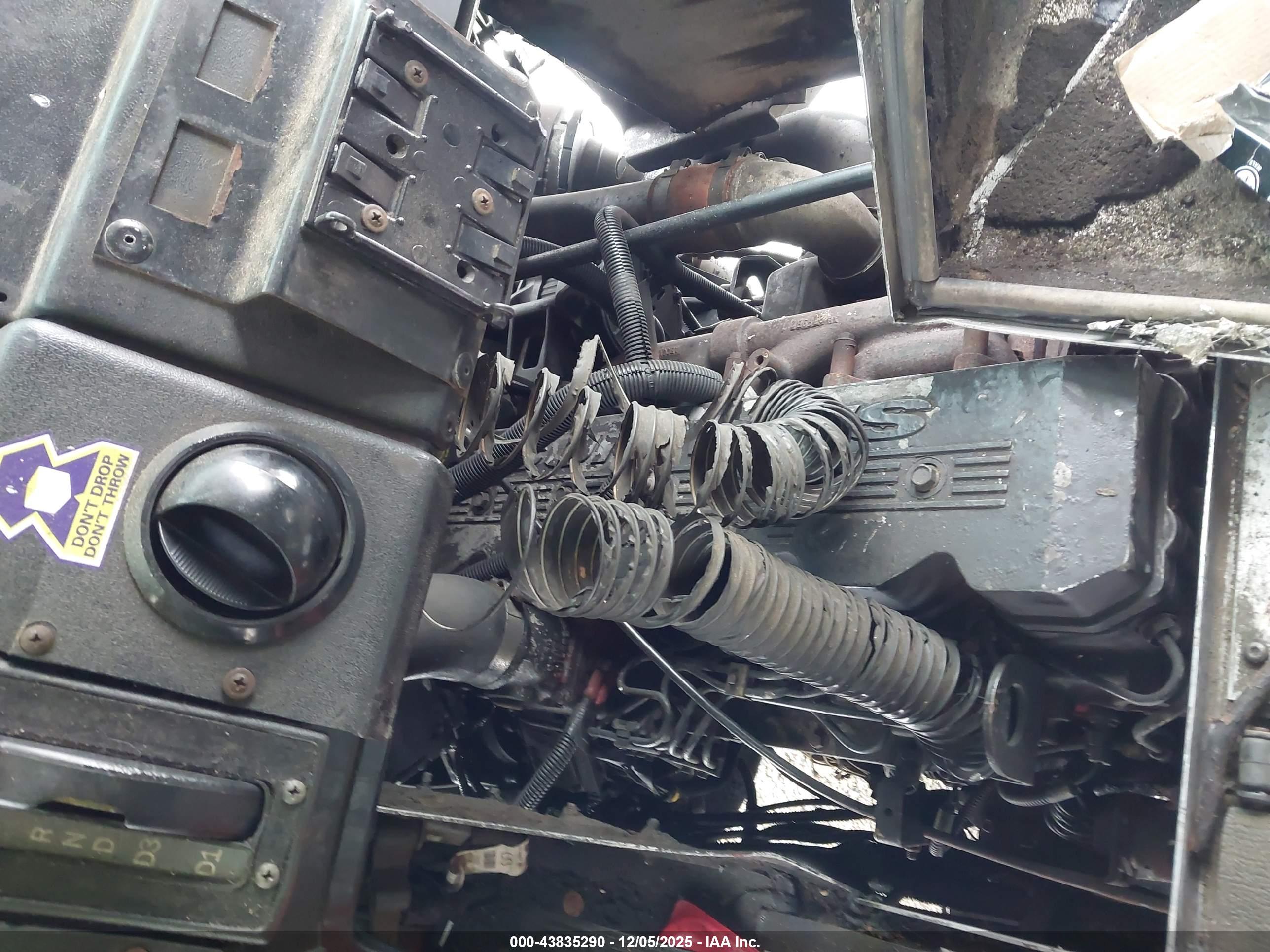 FREIGHTLINER CHASSIS image 10