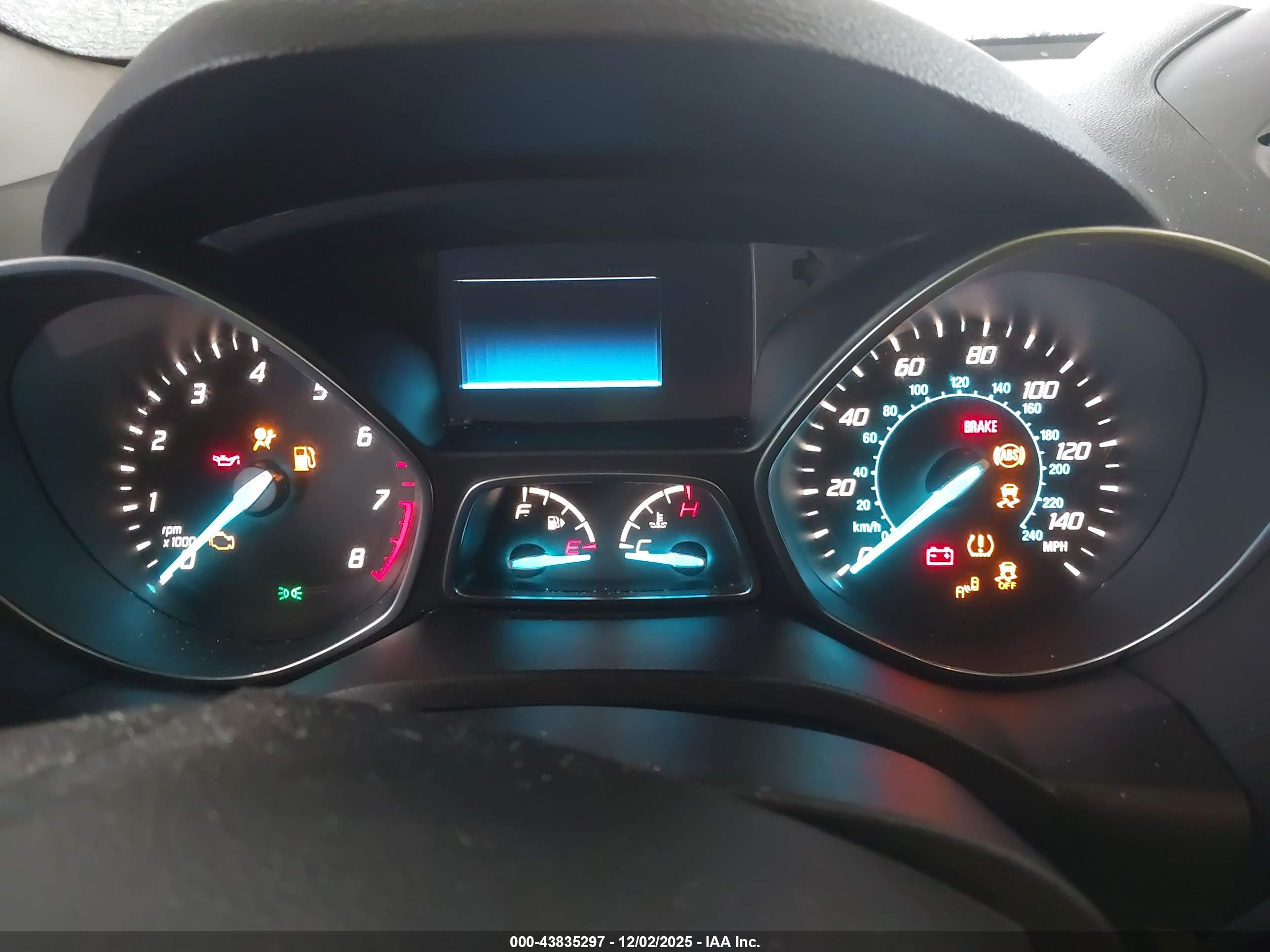 FORD ESCAPE image 7