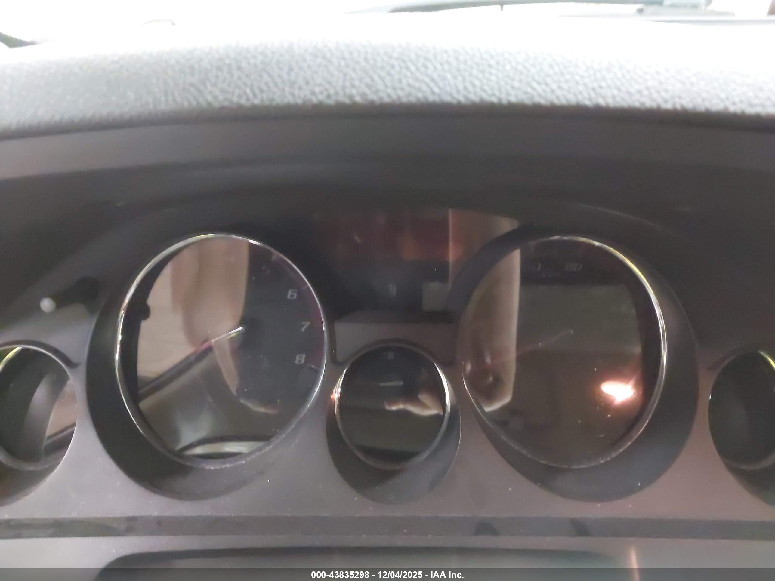 GMC ACADIA image 7