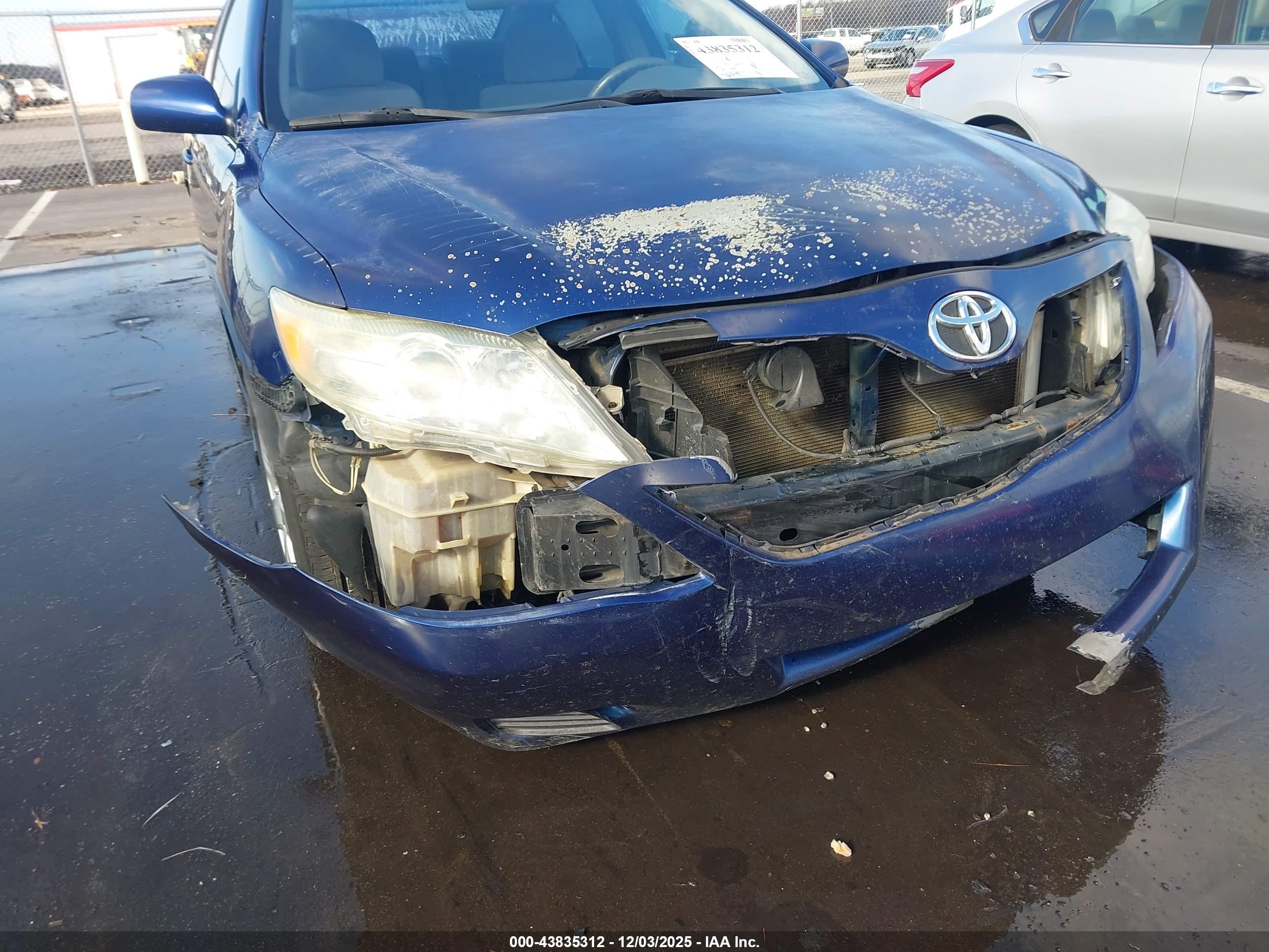 TOYOTA CAMRY image 6