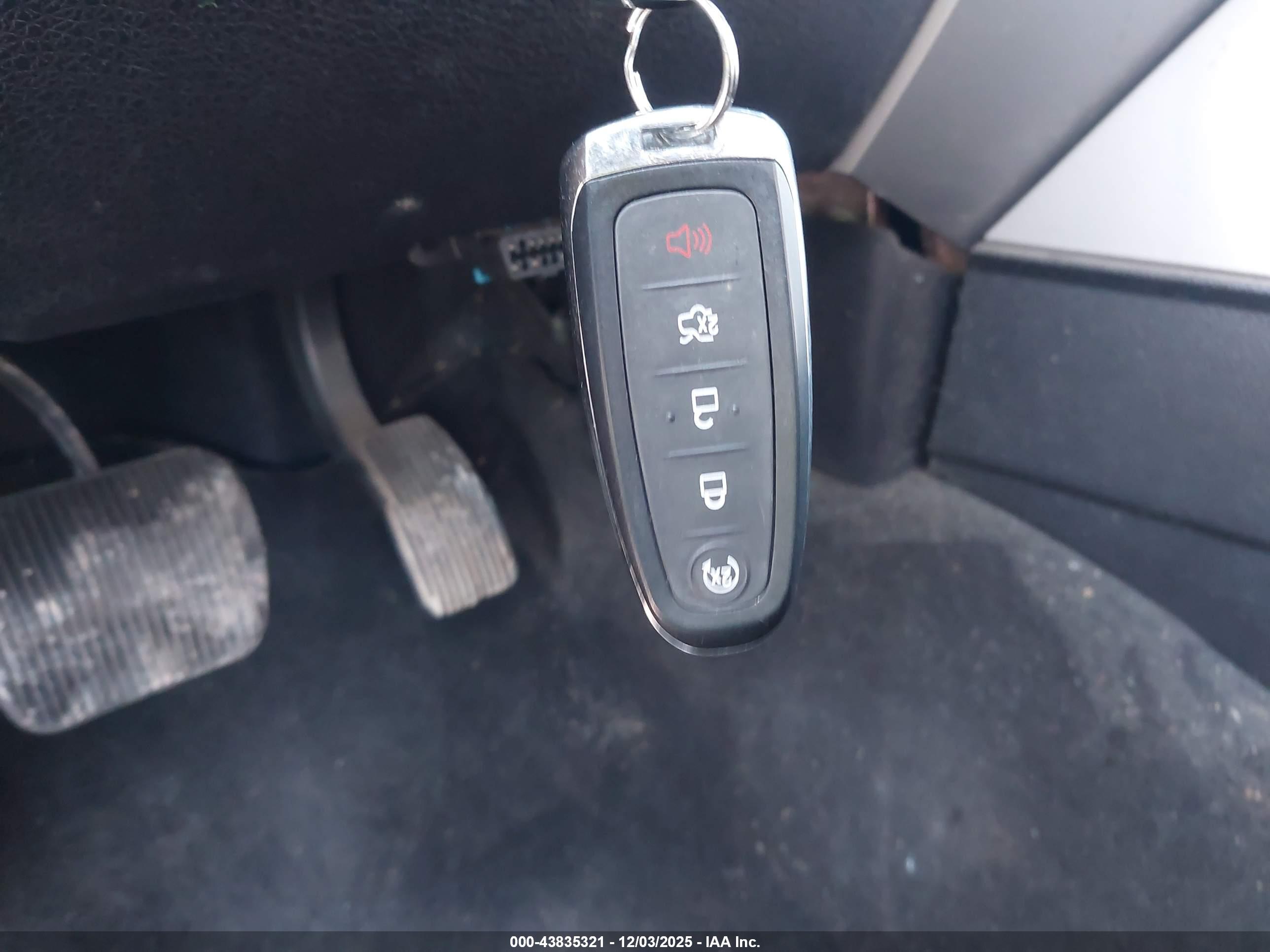 FORD EXPEDITION image 11