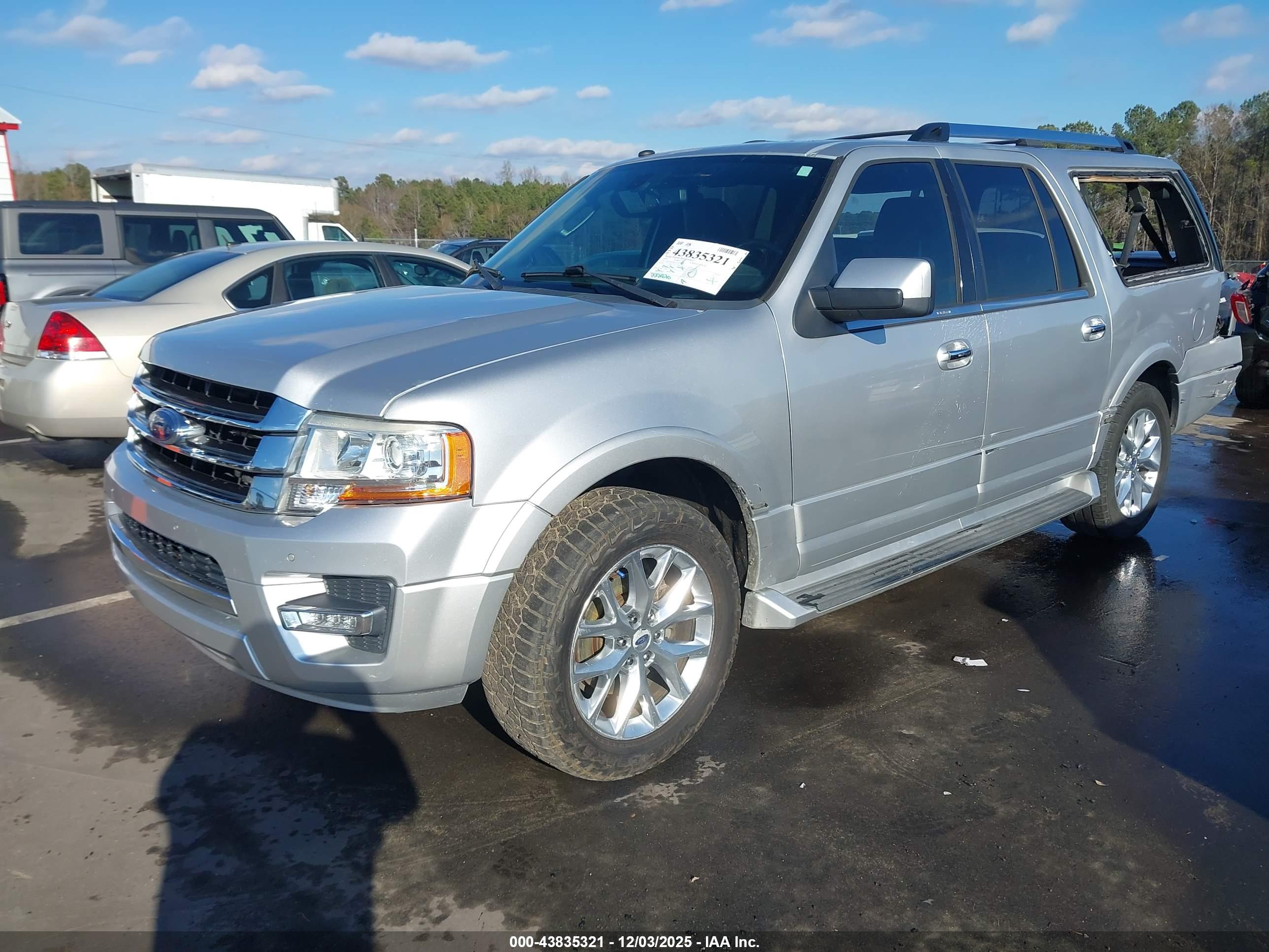 FORD EXPEDITION image 2