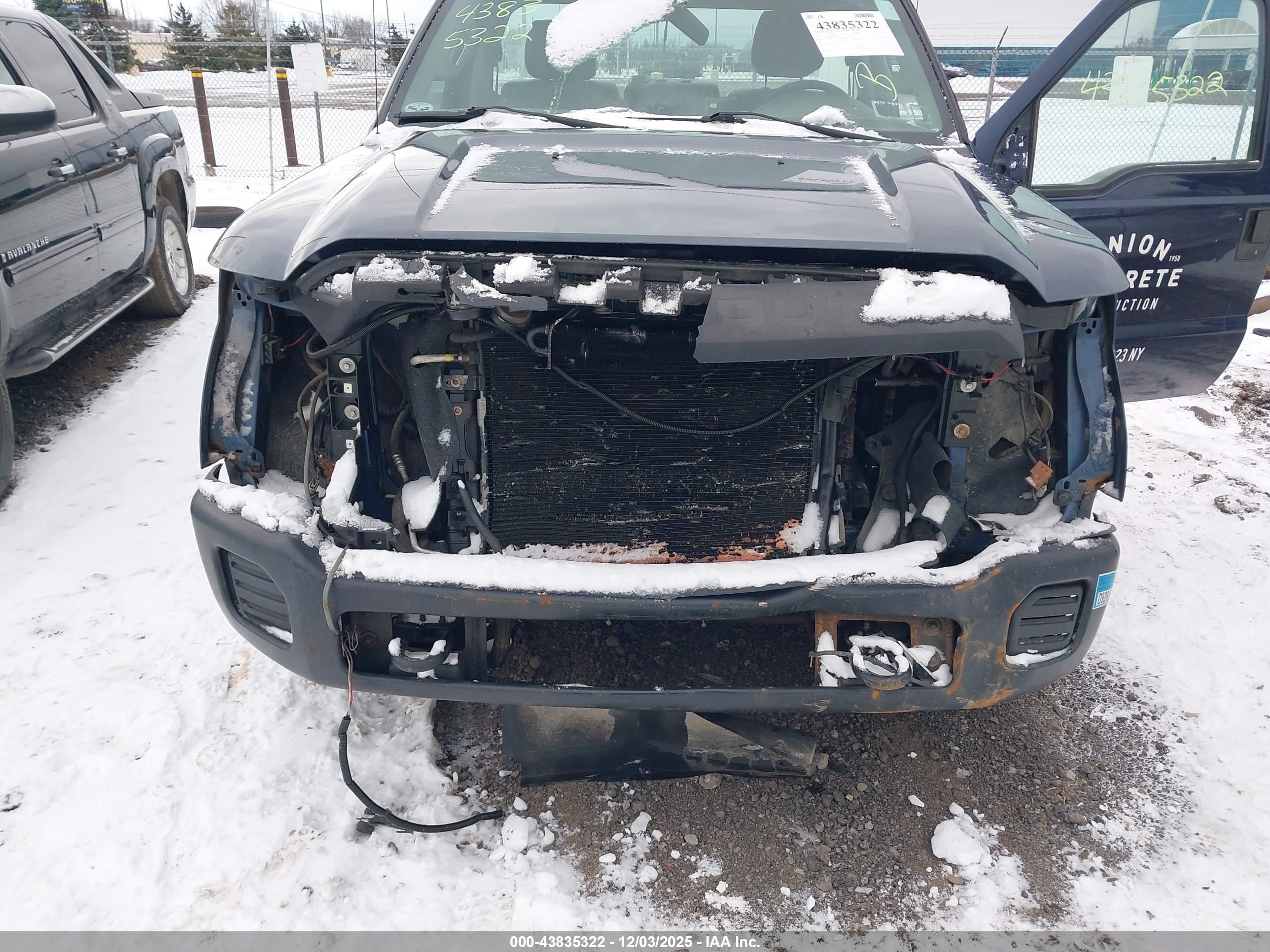 FORD F-250 image 6