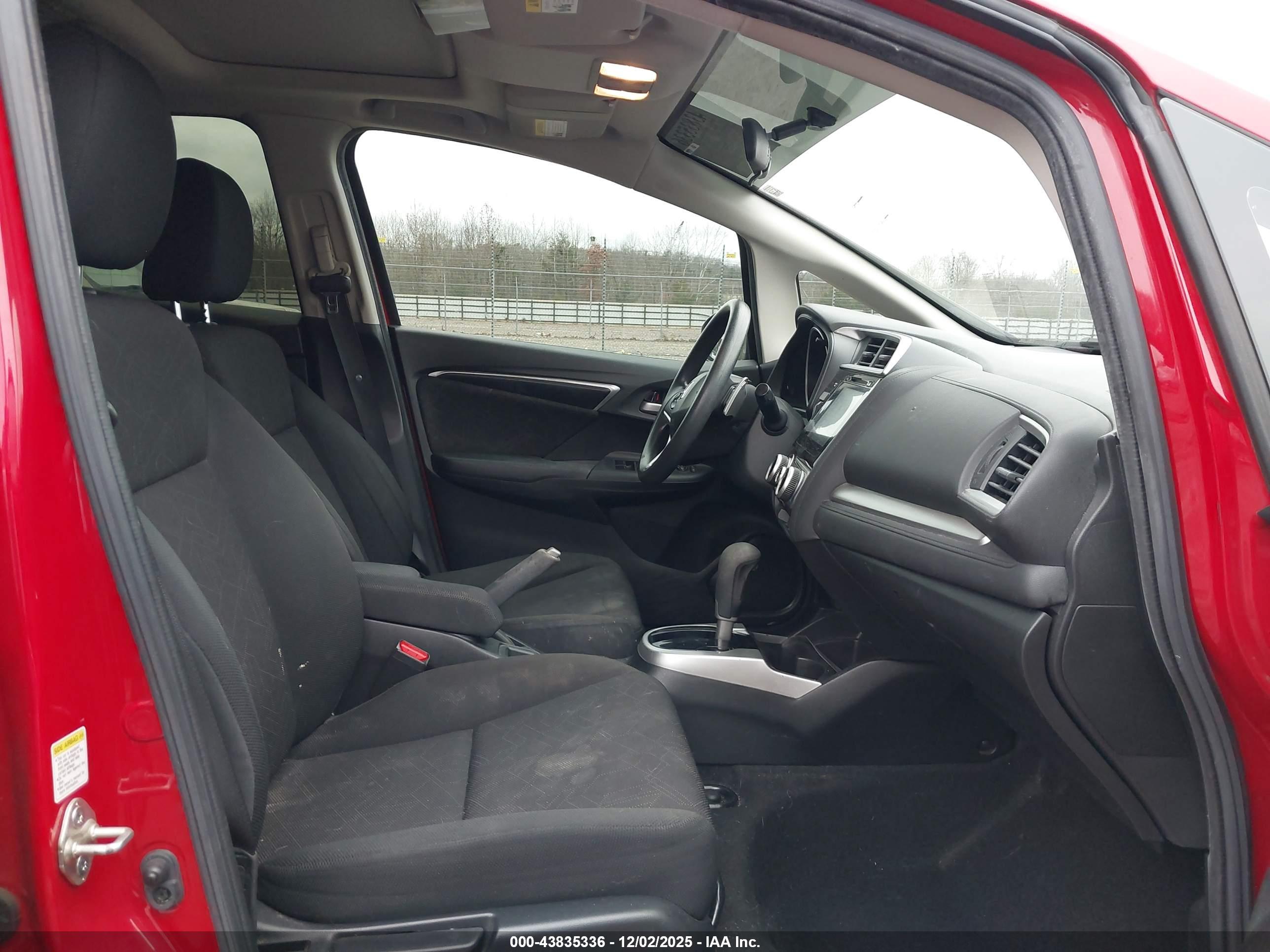 HONDA FIT image 5