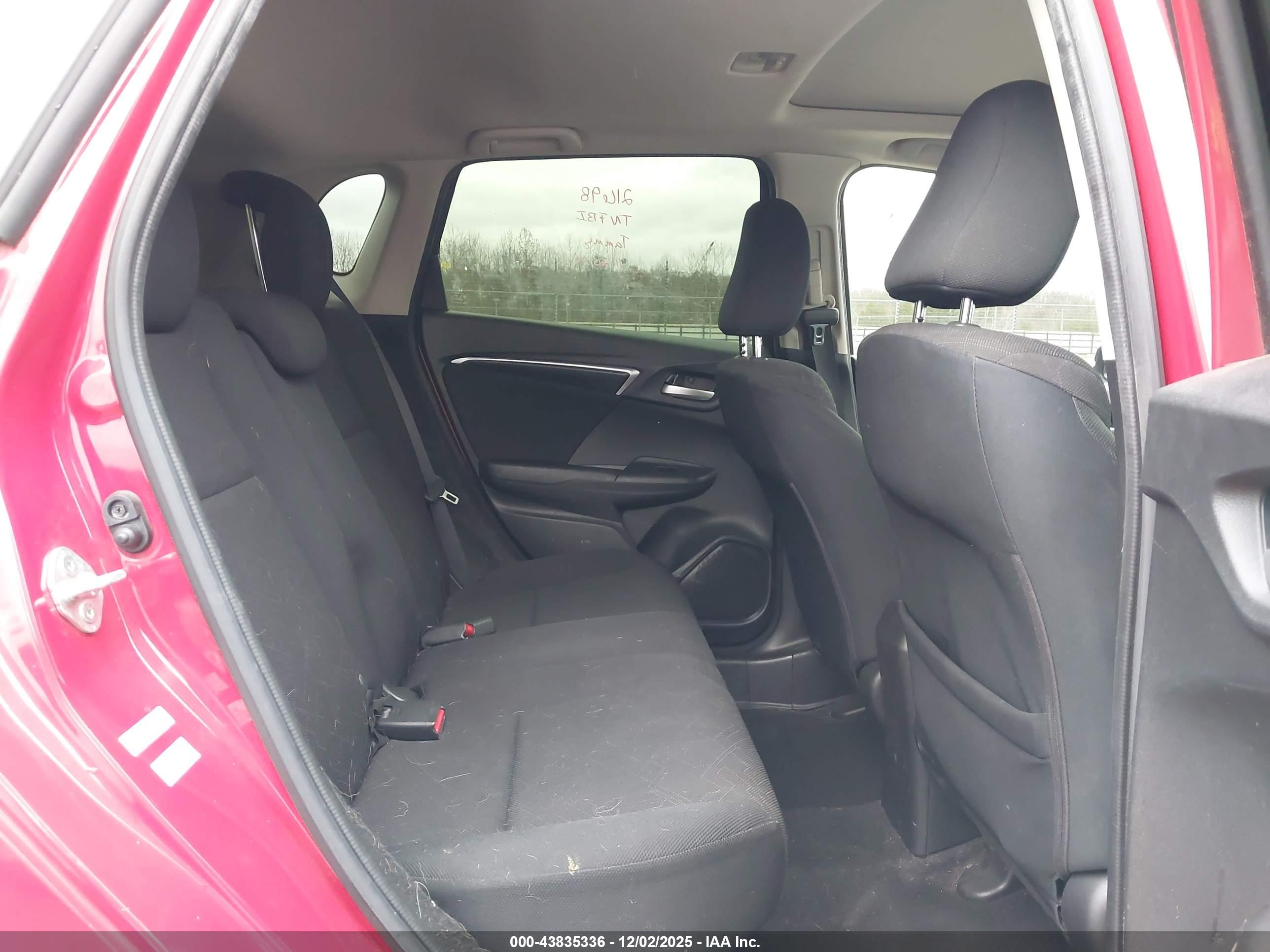 HONDA FIT image 8