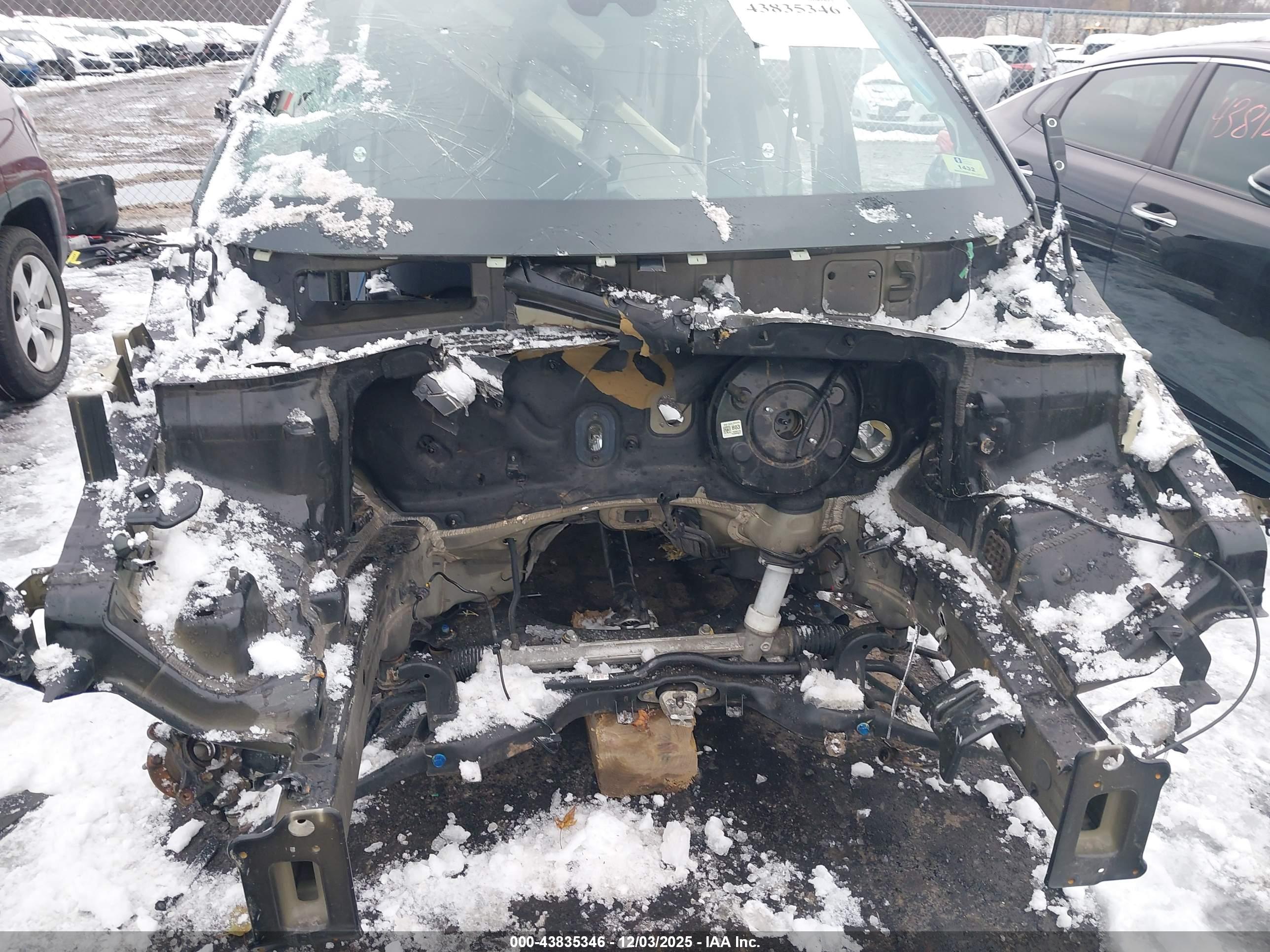 HYUNDAI TUCSON image 10