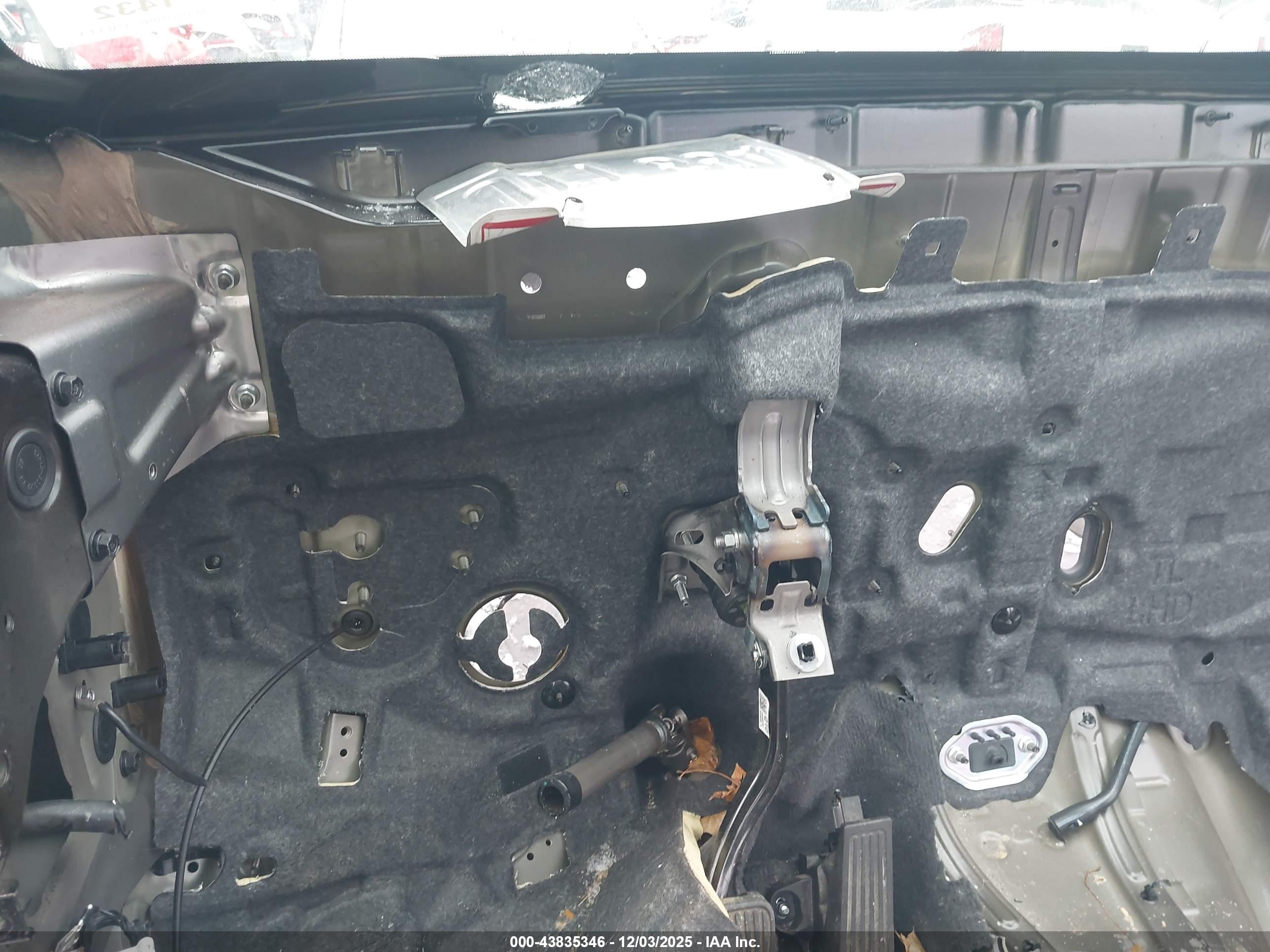 HYUNDAI TUCSON image 7