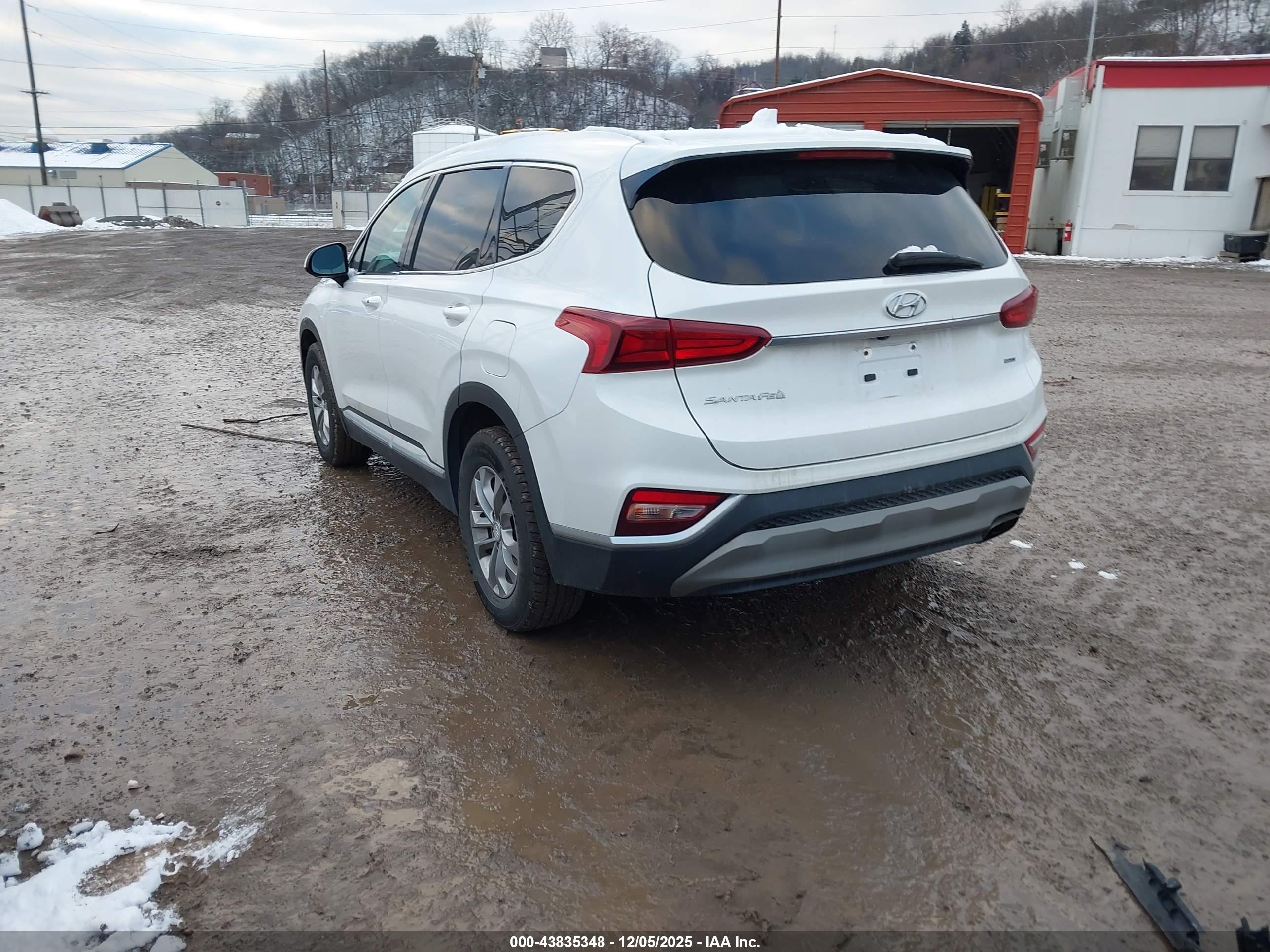 HYUNDAI SANTA image 3