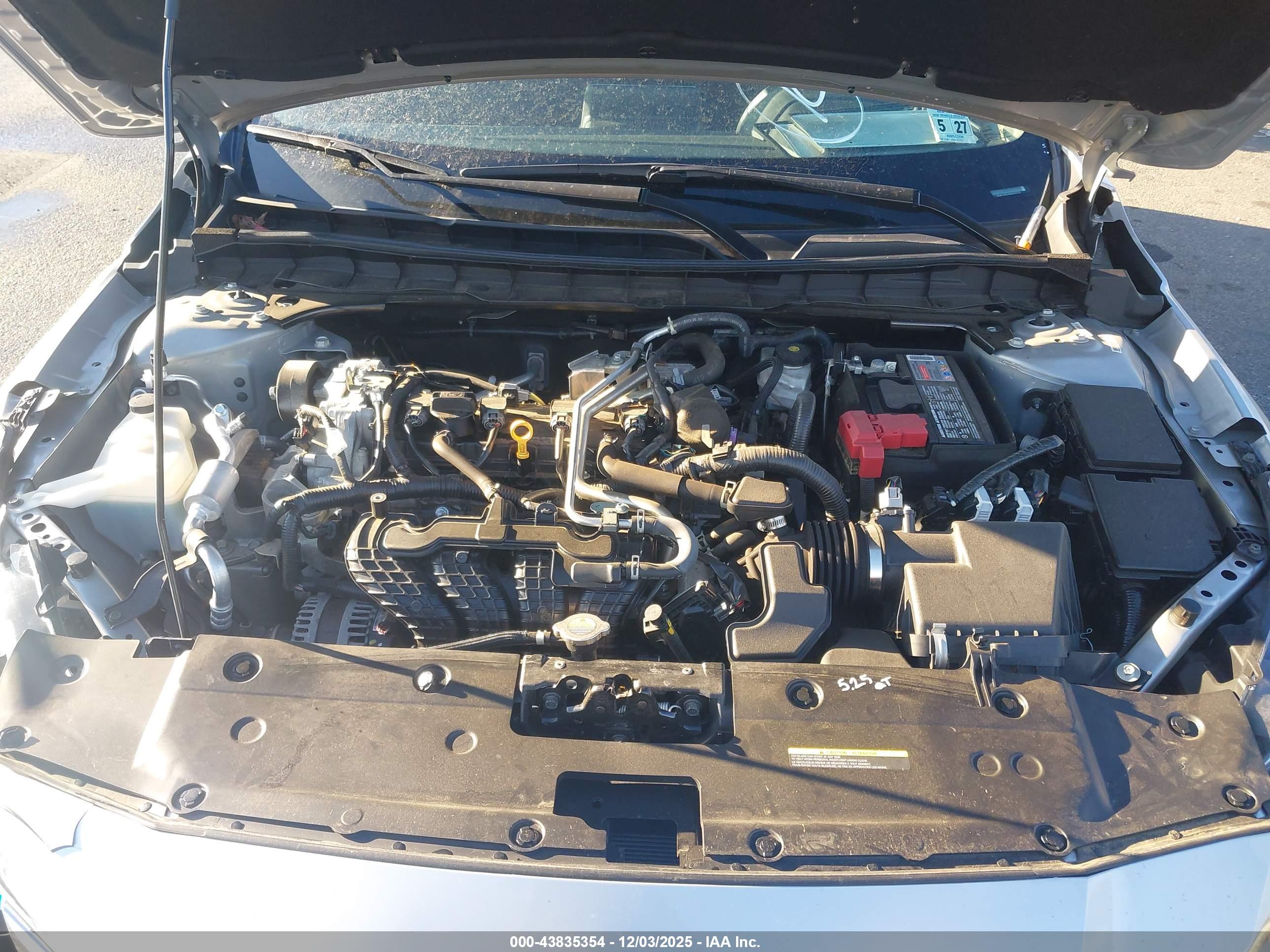 NISSAN ALTIMA image 10