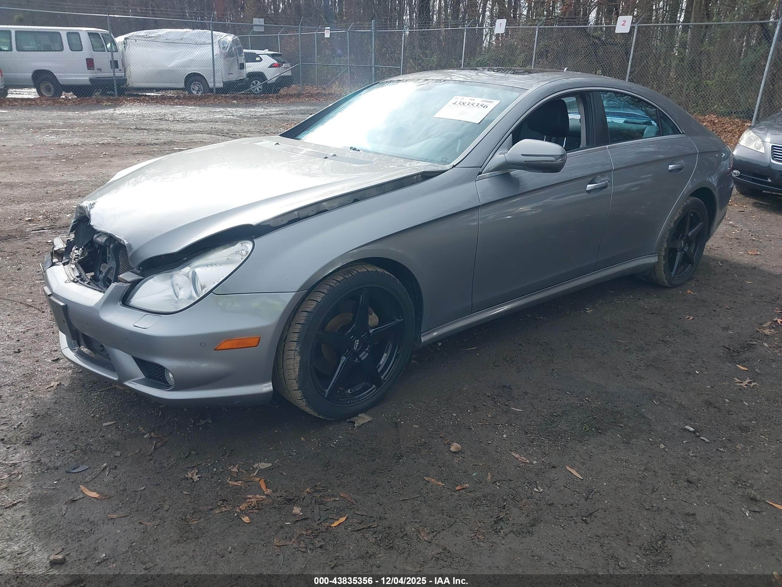 MERCEDES-BENZ CLS image 2