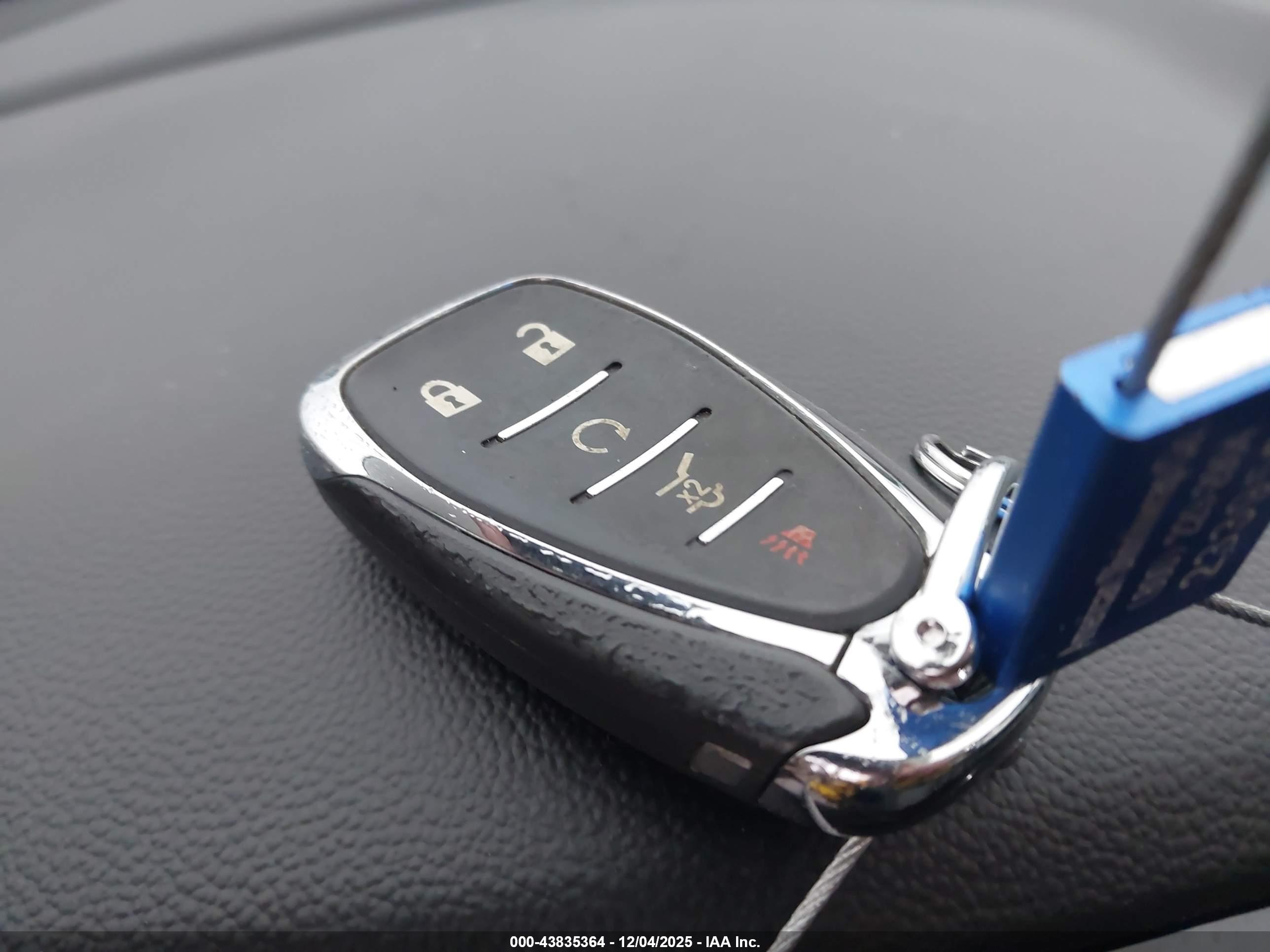 CHEVROLET TRAVERSE image 11