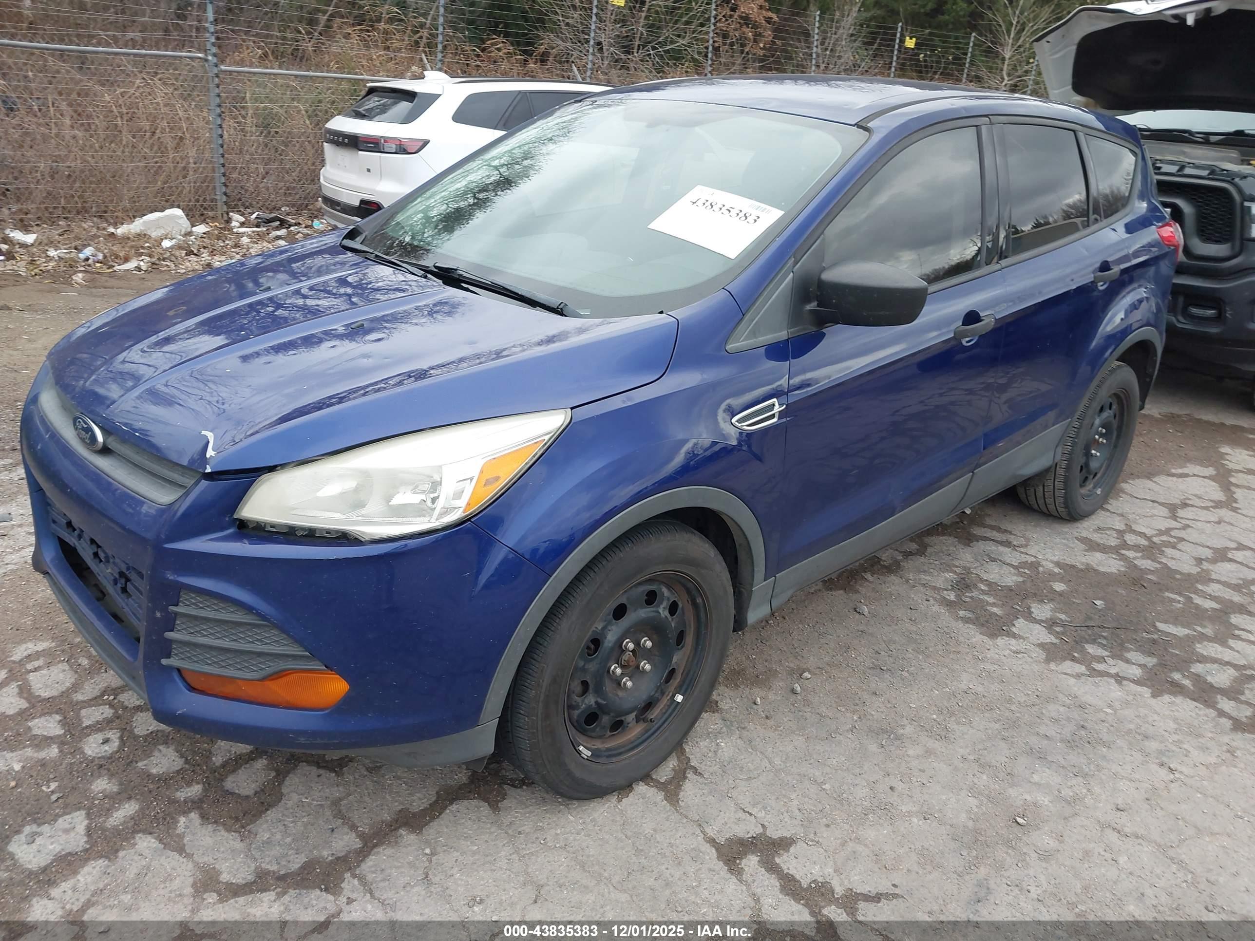 FORD ESCAPE image 2