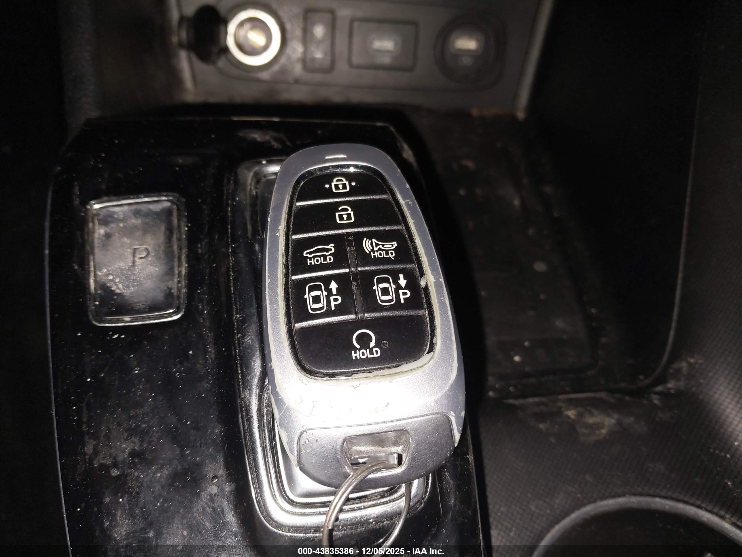 HYUNDAI SONATA image 11