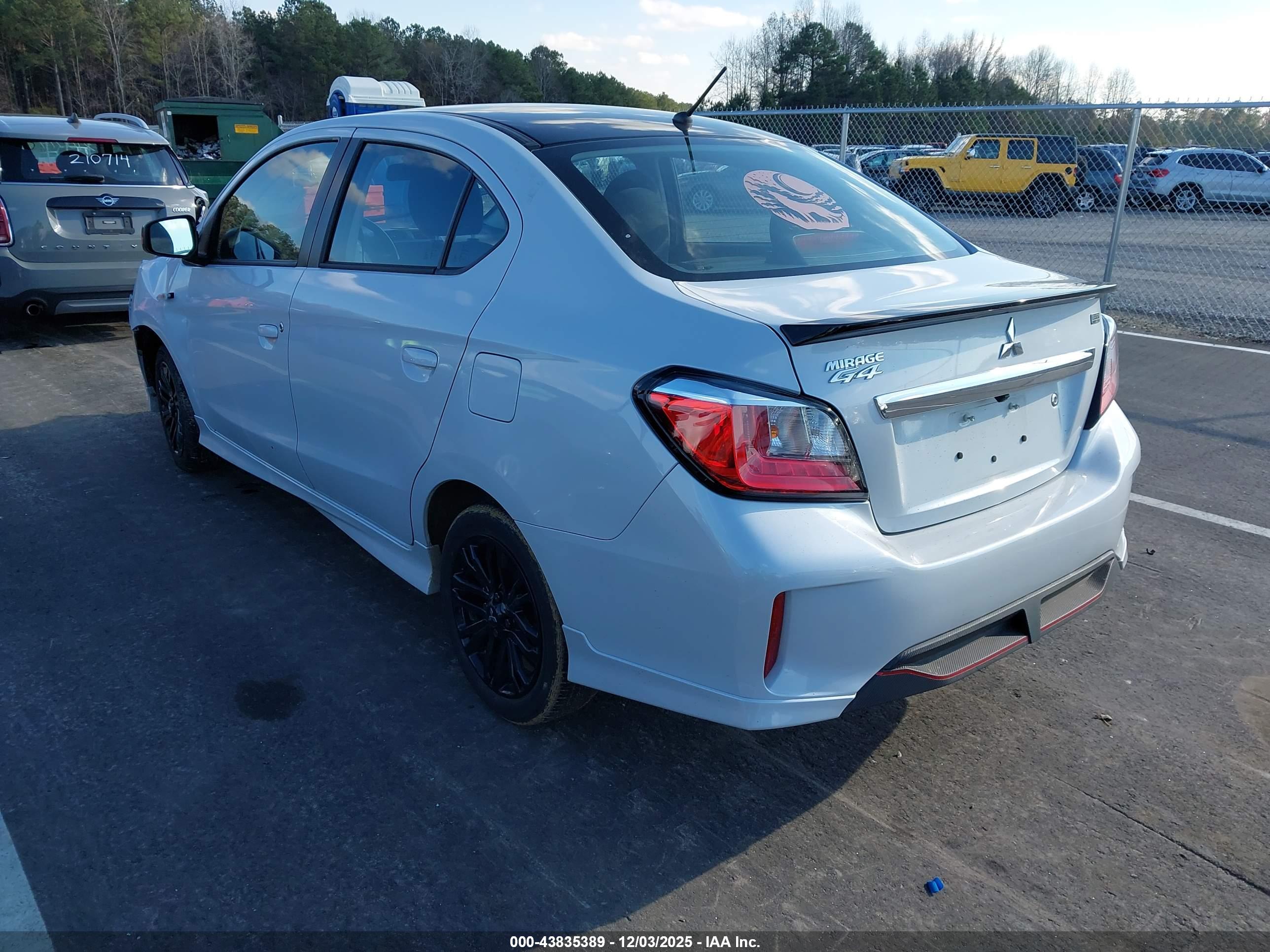 MITSUBISHI MIRAGE image 3
