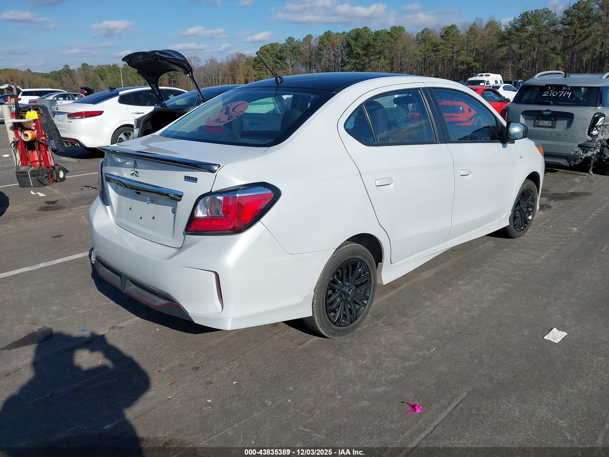 MITSUBISHI MIRAGE image 4
