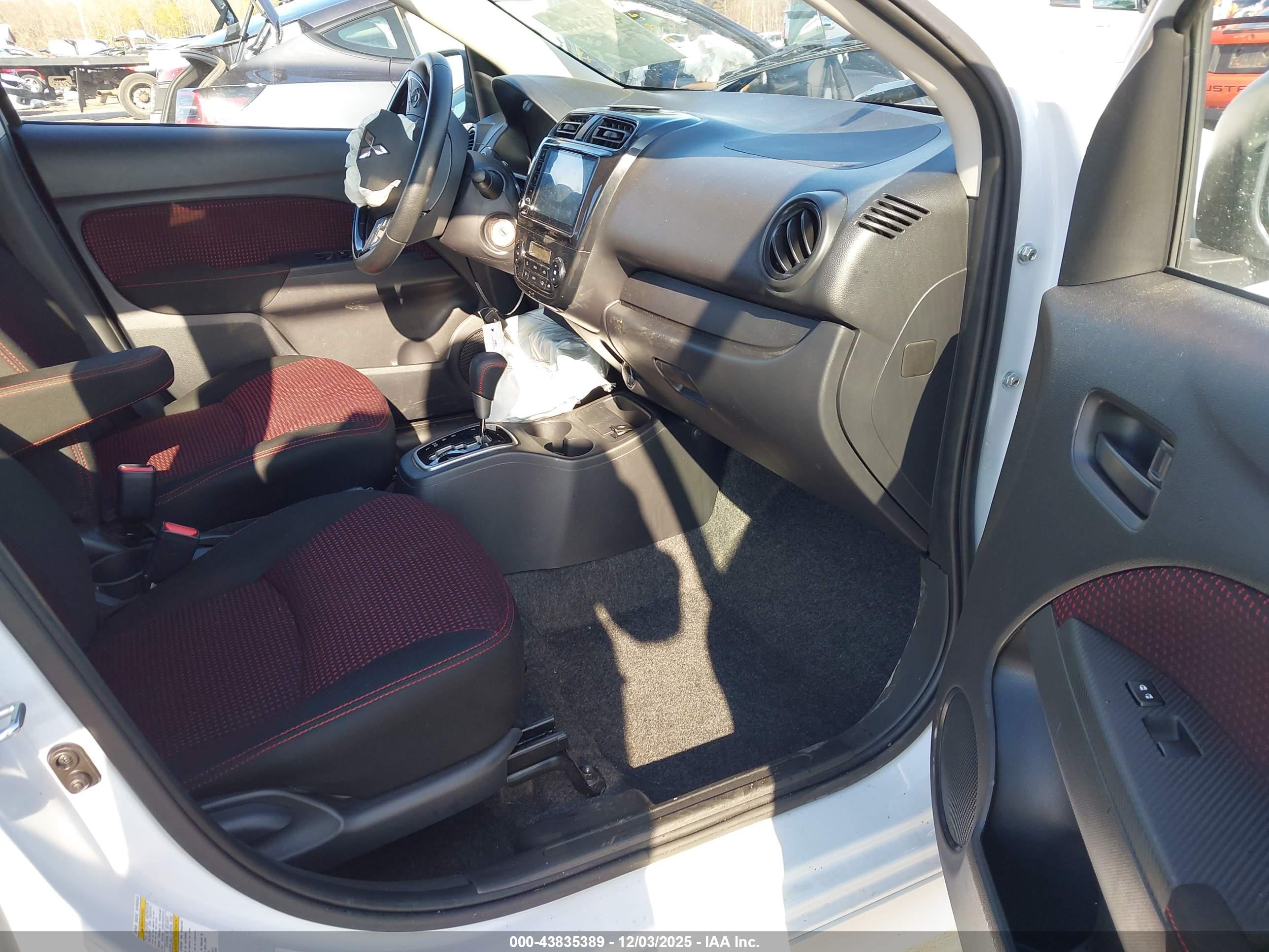 MITSUBISHI MIRAGE image 5