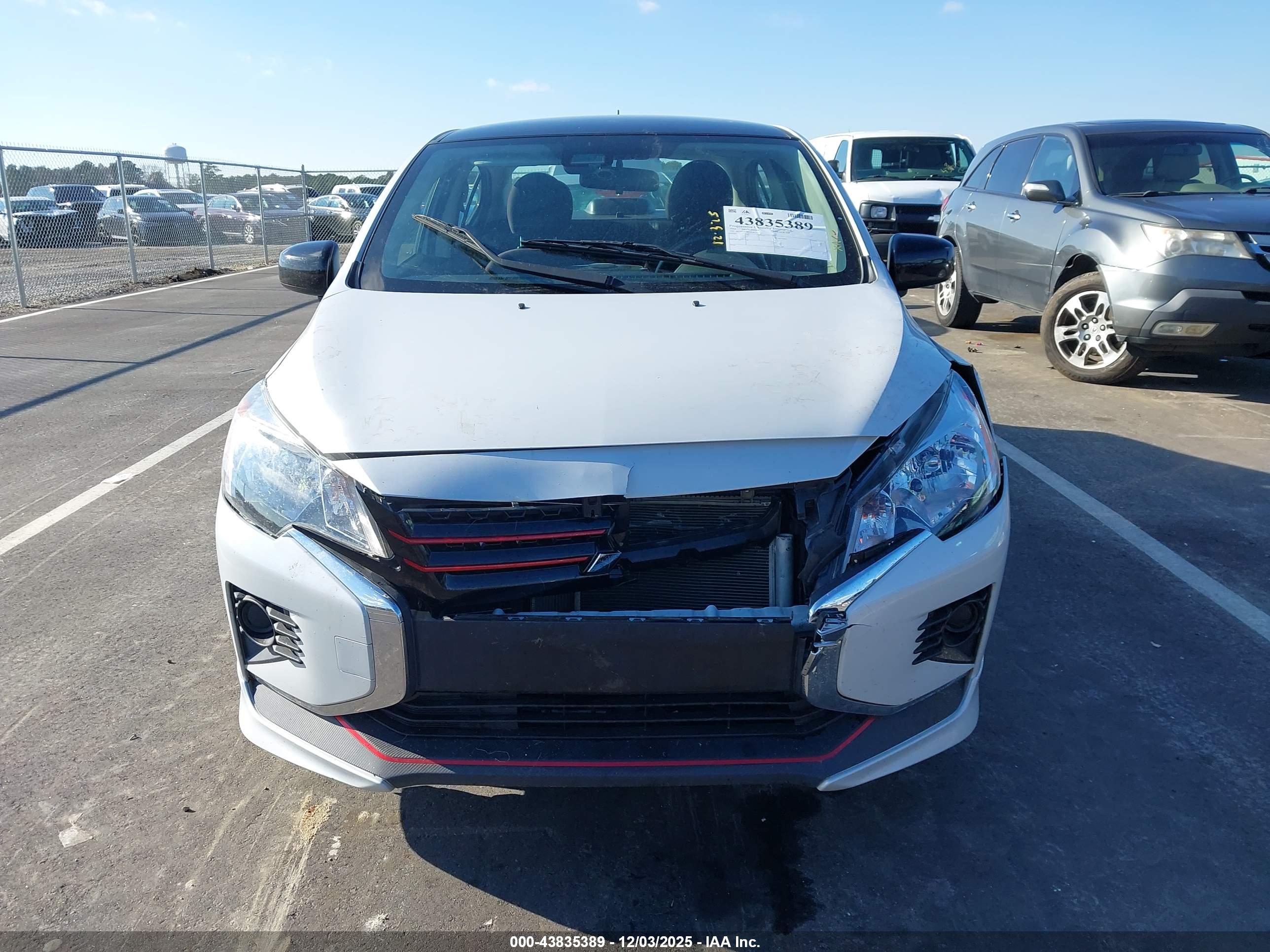 MITSUBISHI MIRAGE image 6