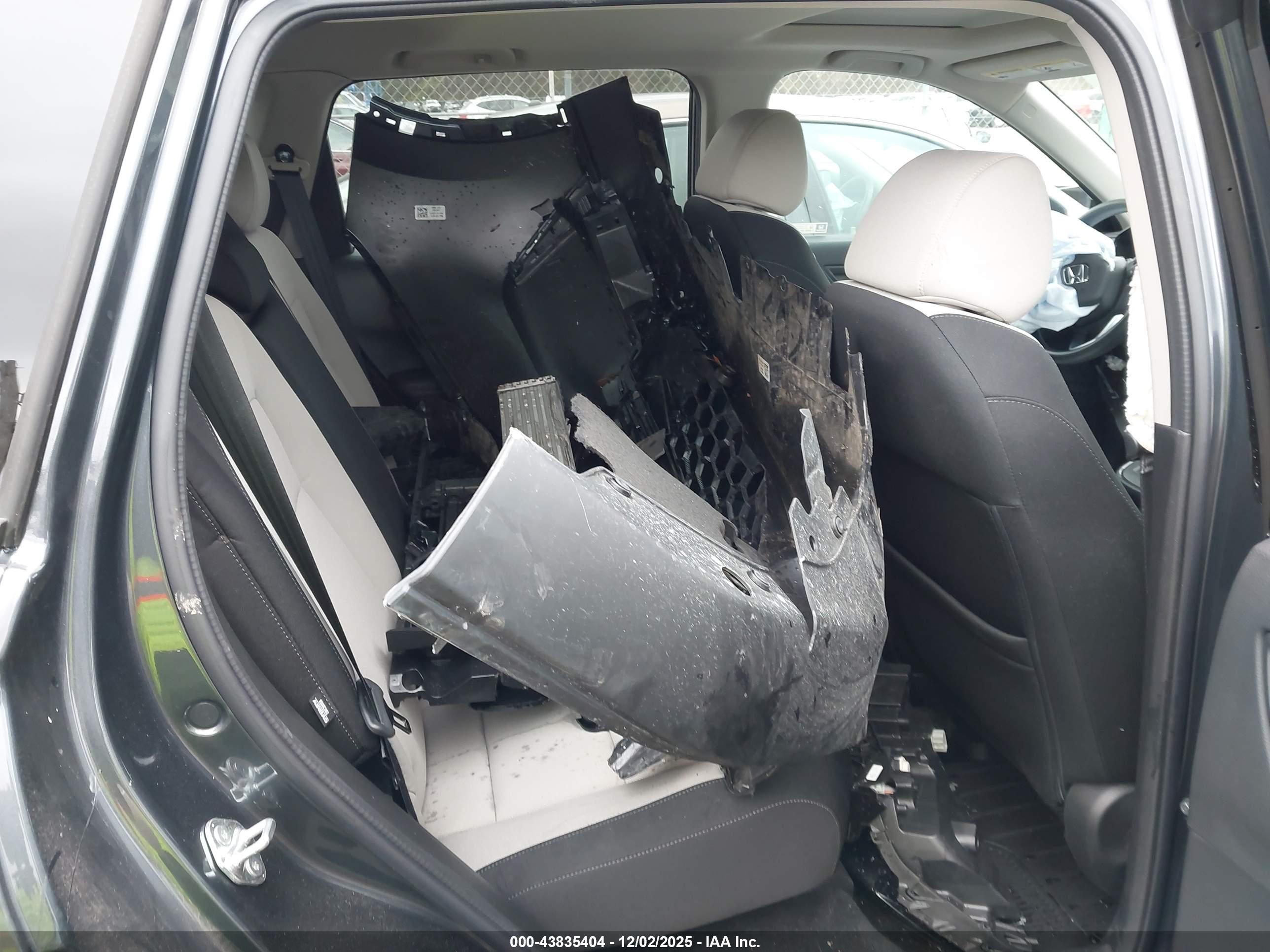 HONDA CR-V image 8