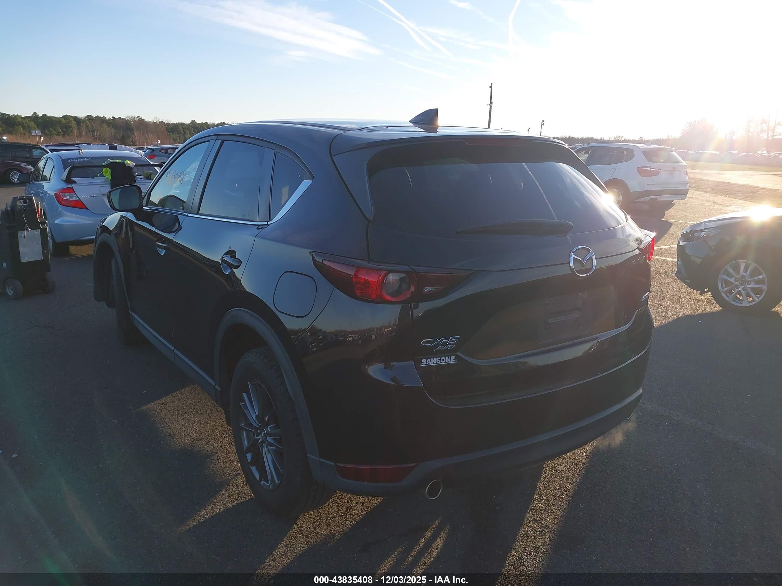 MAZDA CX-5 image 3