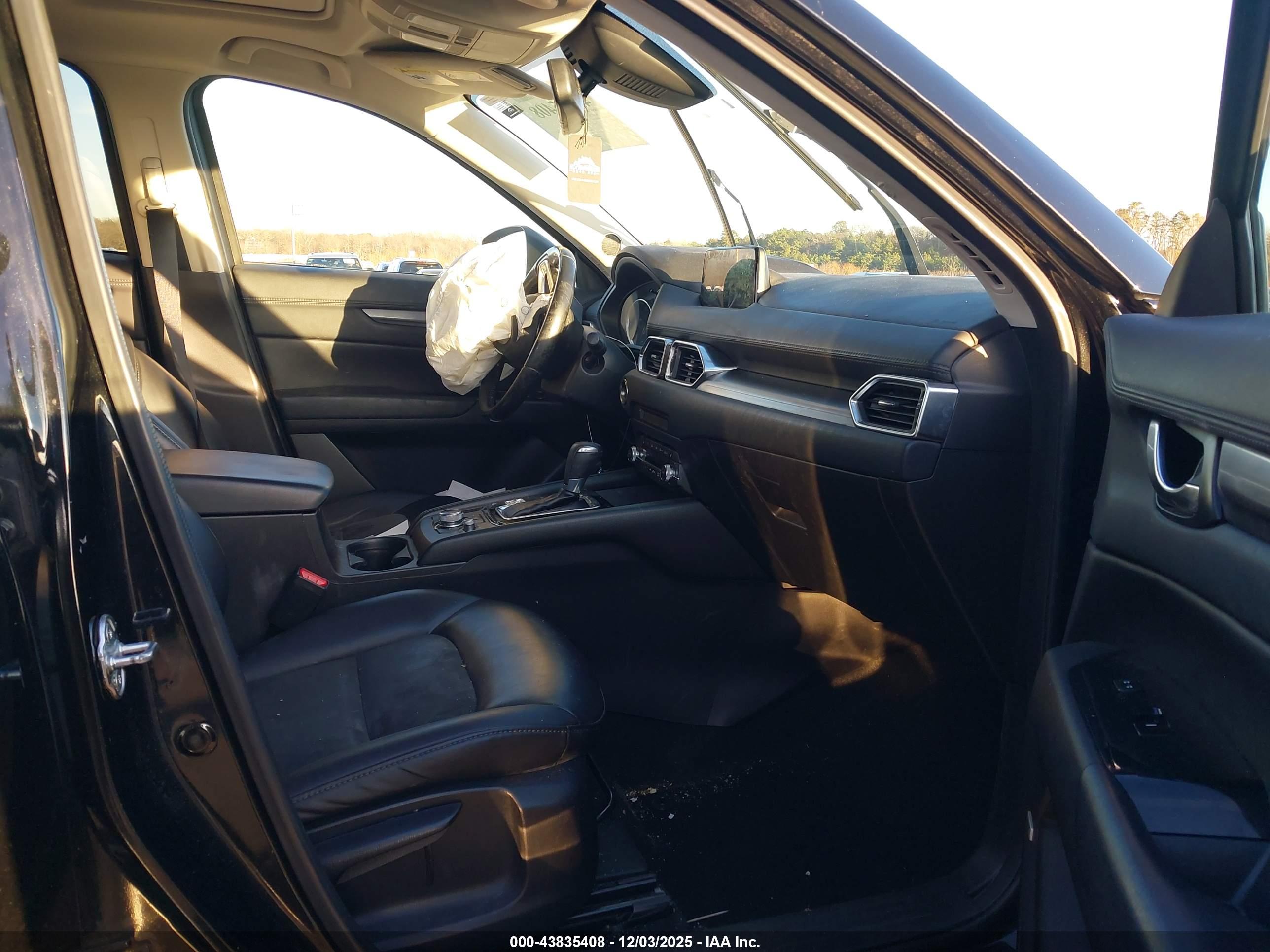MAZDA CX-5 image 5