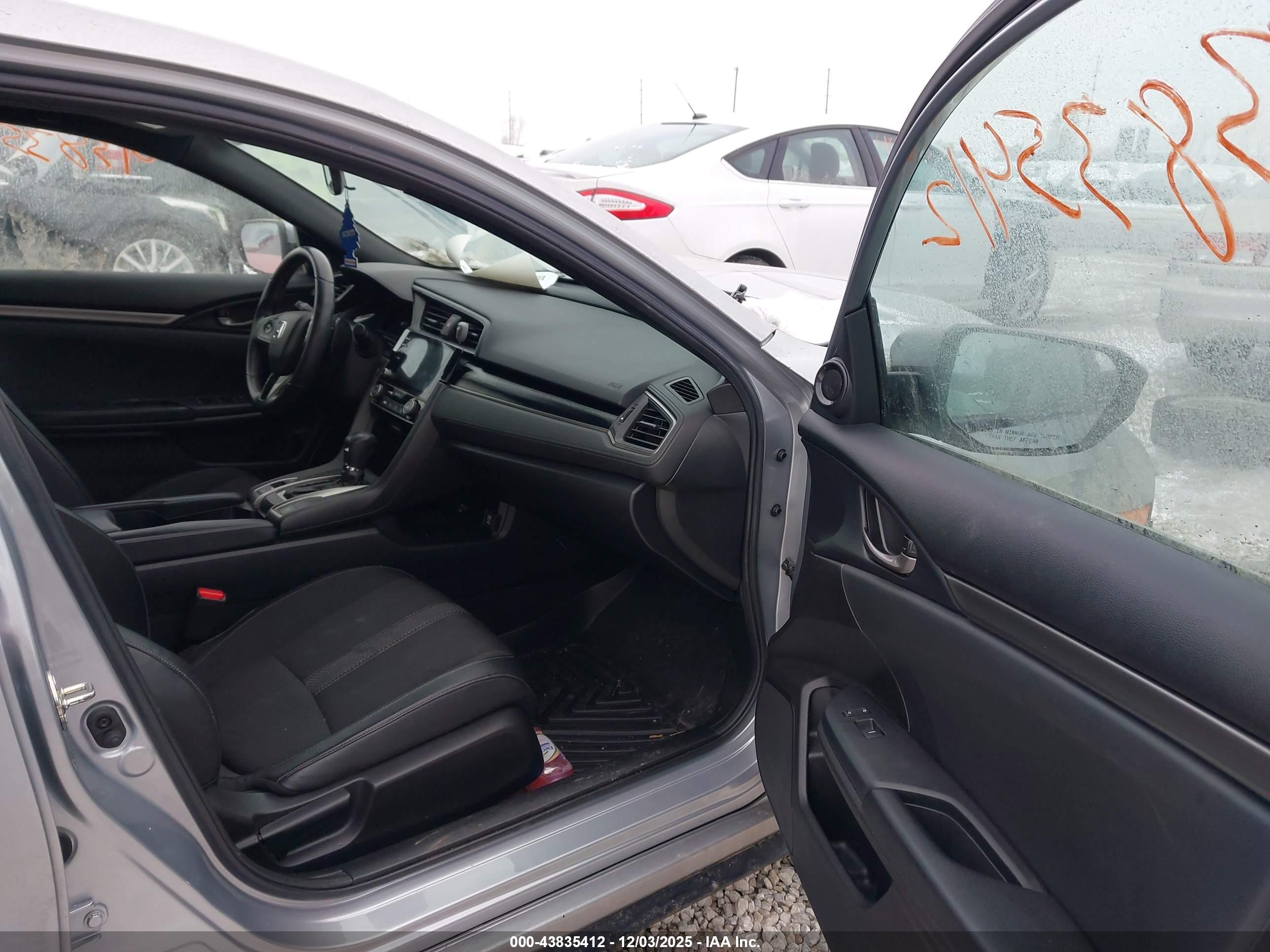 HONDA CIVIC image 5