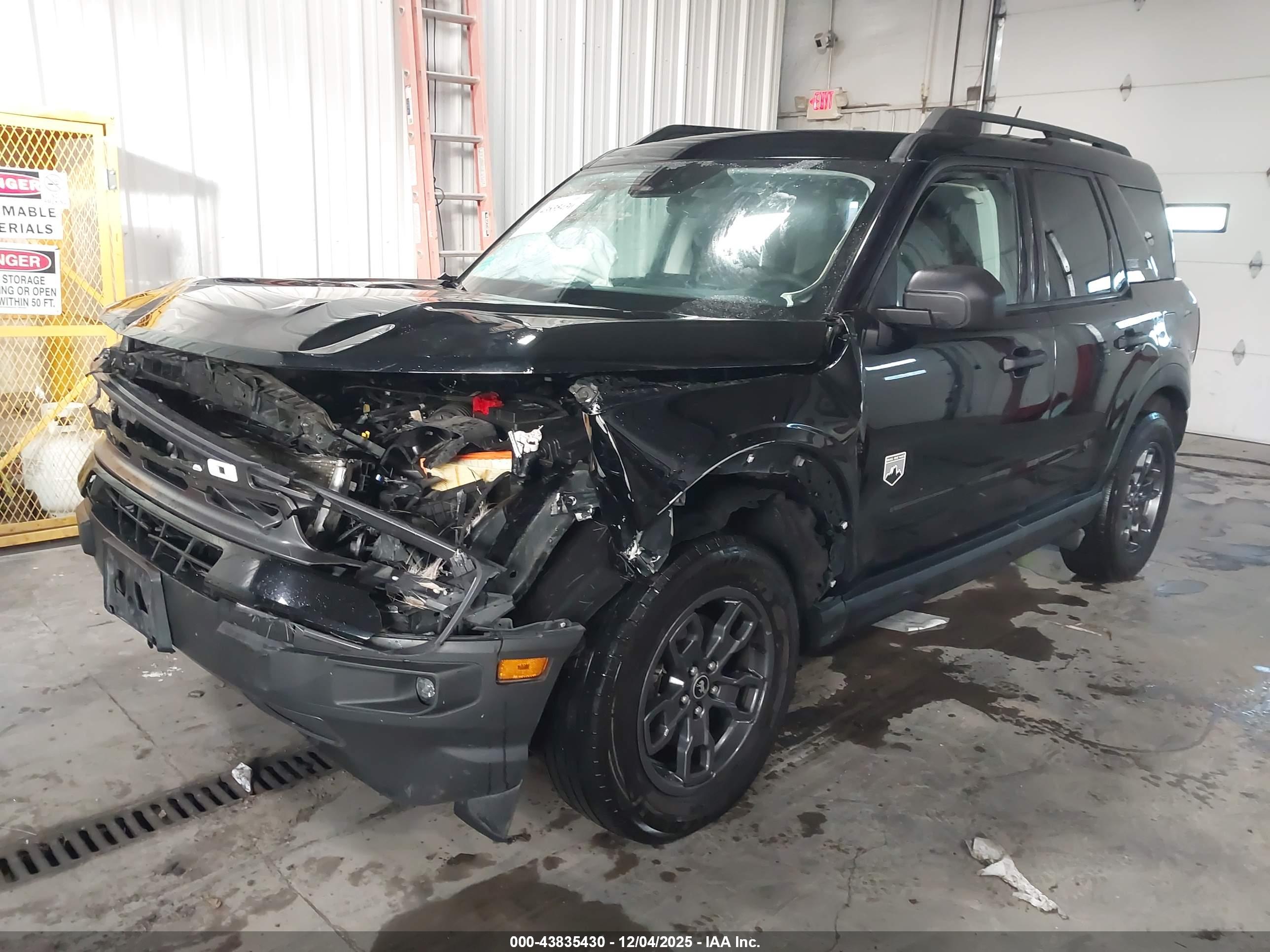 FORD BRONCO image 2